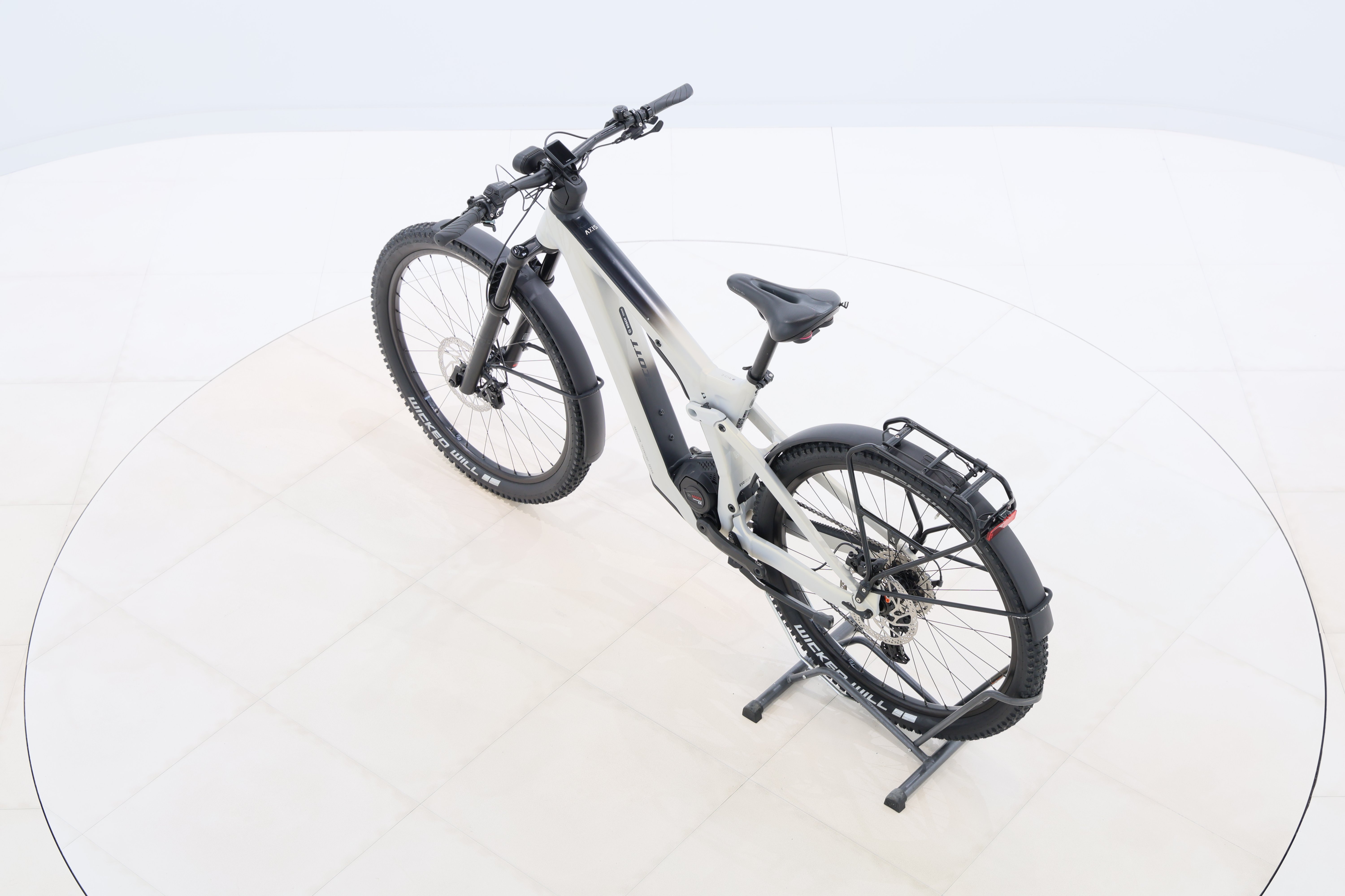 01a30d54-7bf4-42bb-89e5-3c07b74aa495