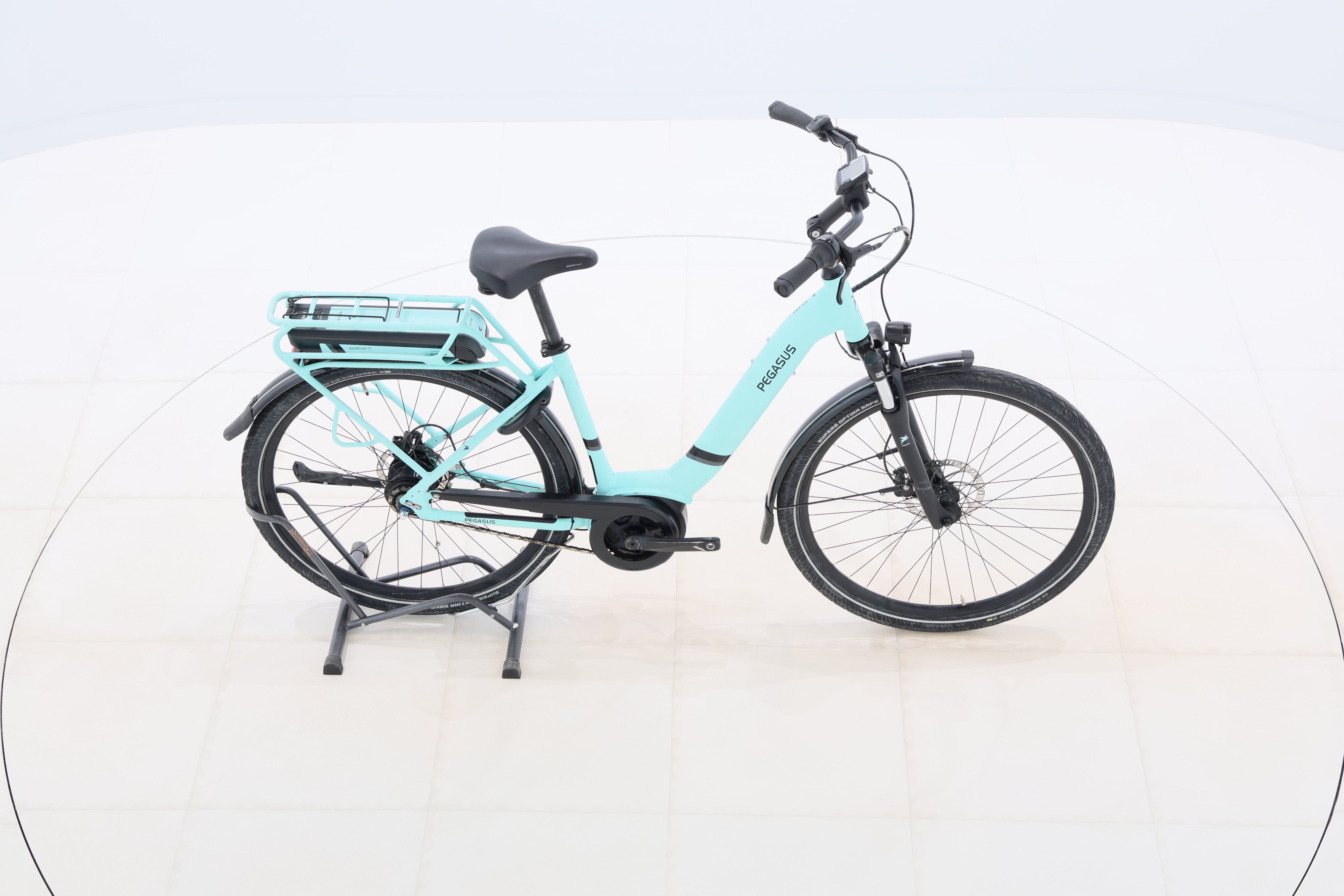 5a1675ed-2d6b-42ca-9a61-44c204773e3a