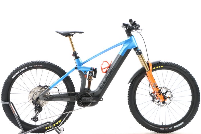 Cube STEREO HYBRID 160 HPC ACTIONTEAM 750 27.5 2023