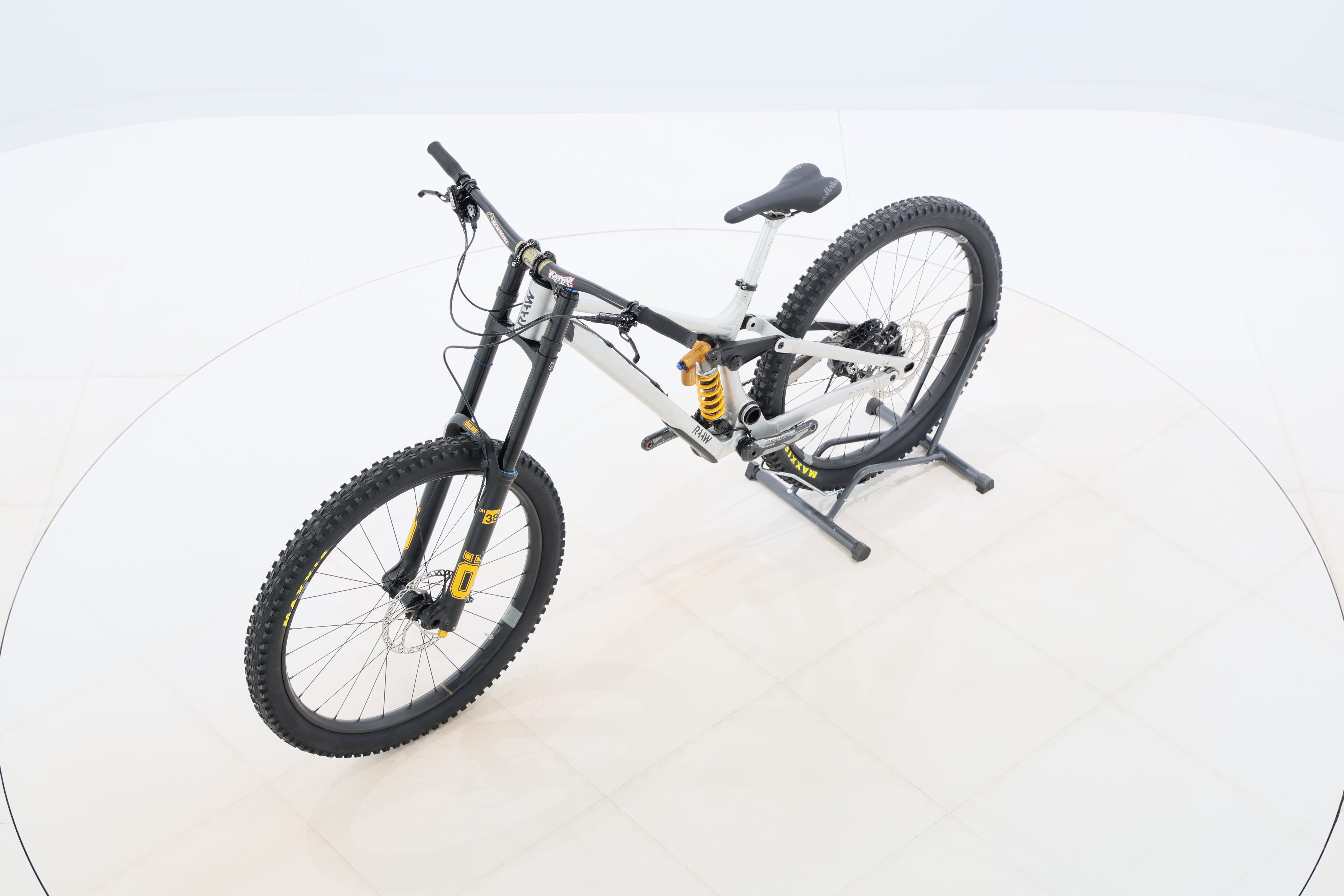 0e1e666e-5414-4926-b85d-8d81e0bfa6bb