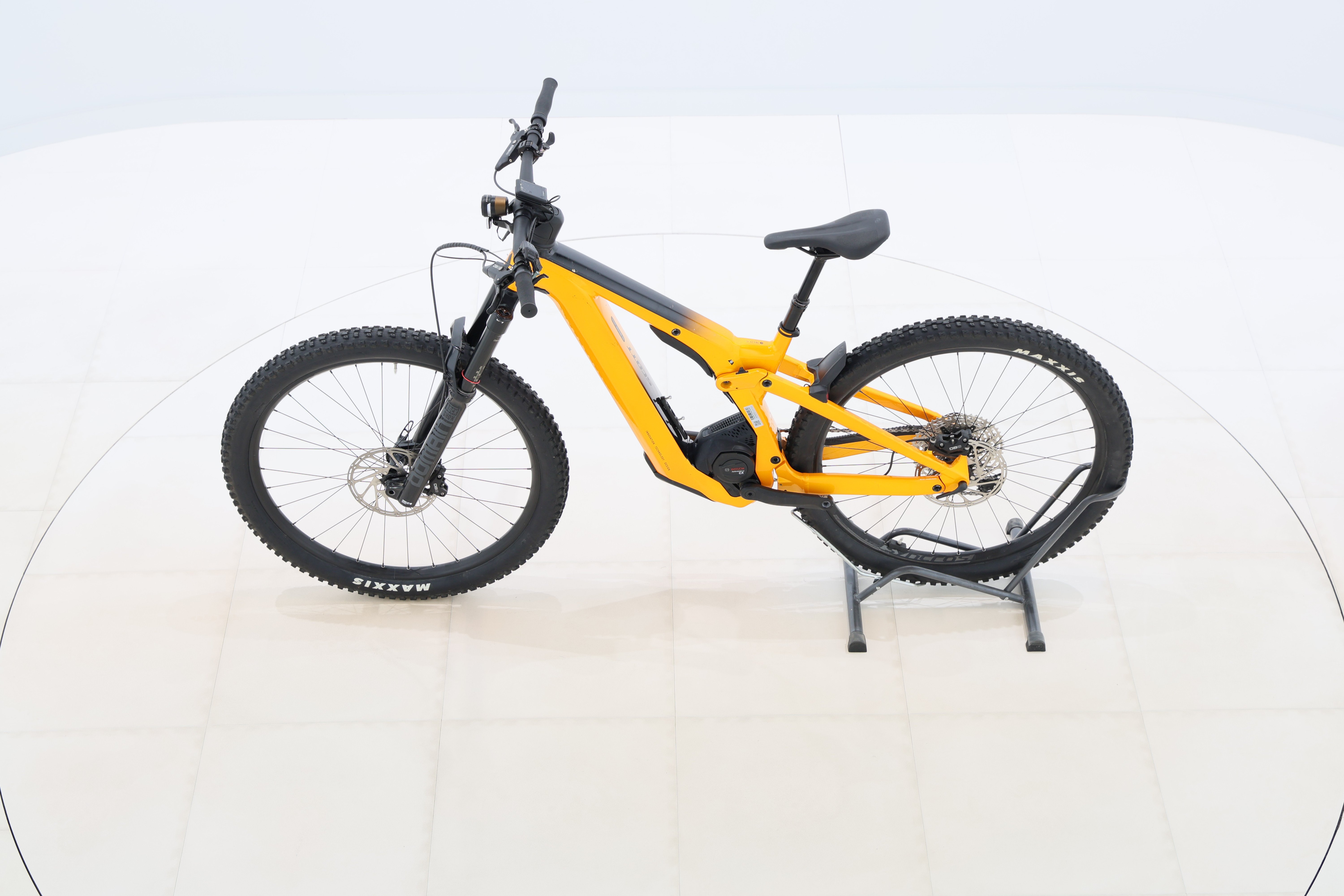 d74ee1d4-bac2-418e-85a6-e802173c5a09