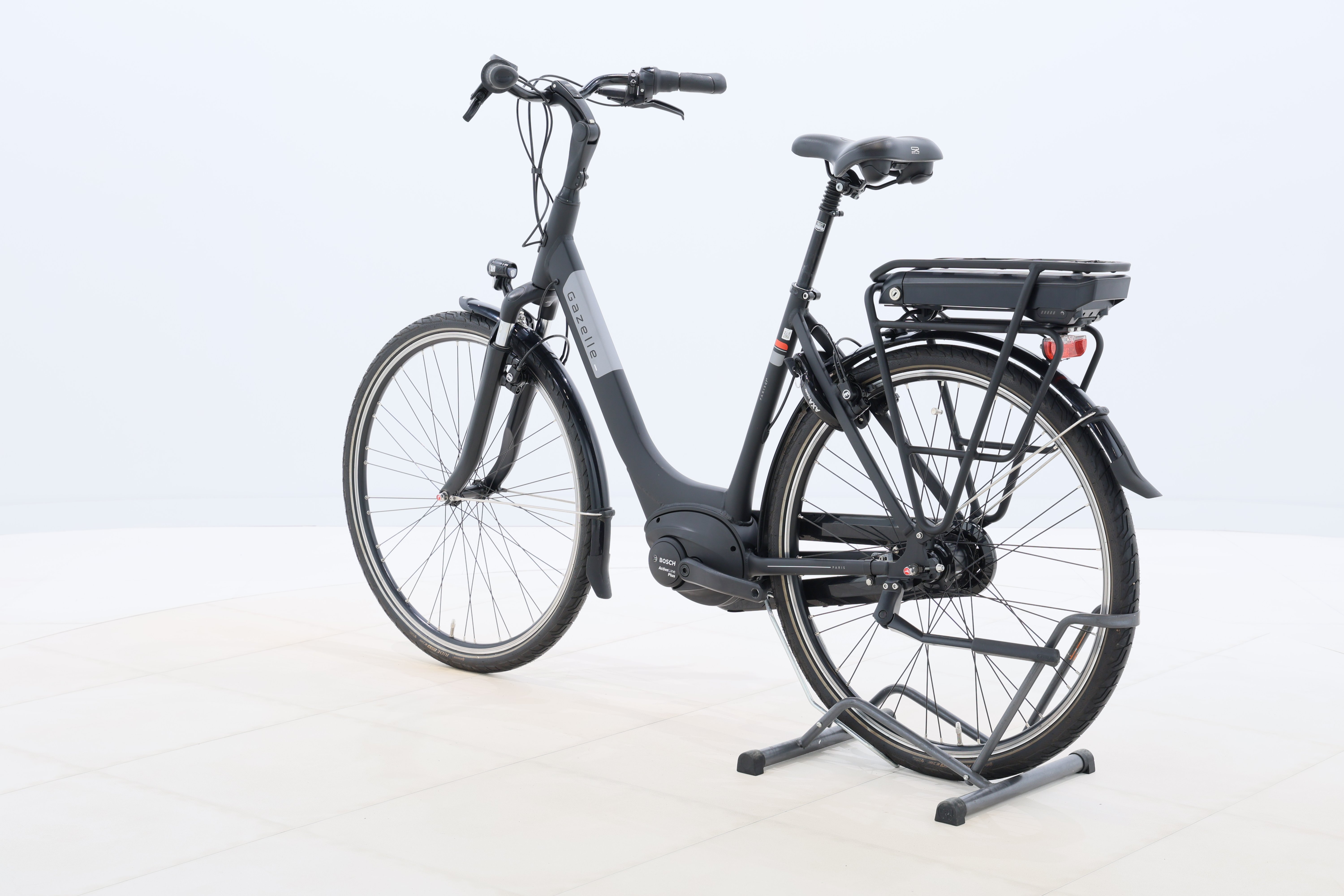 f6fc1f0f-bced-4d6f-97d7-ca961f3fe3ab