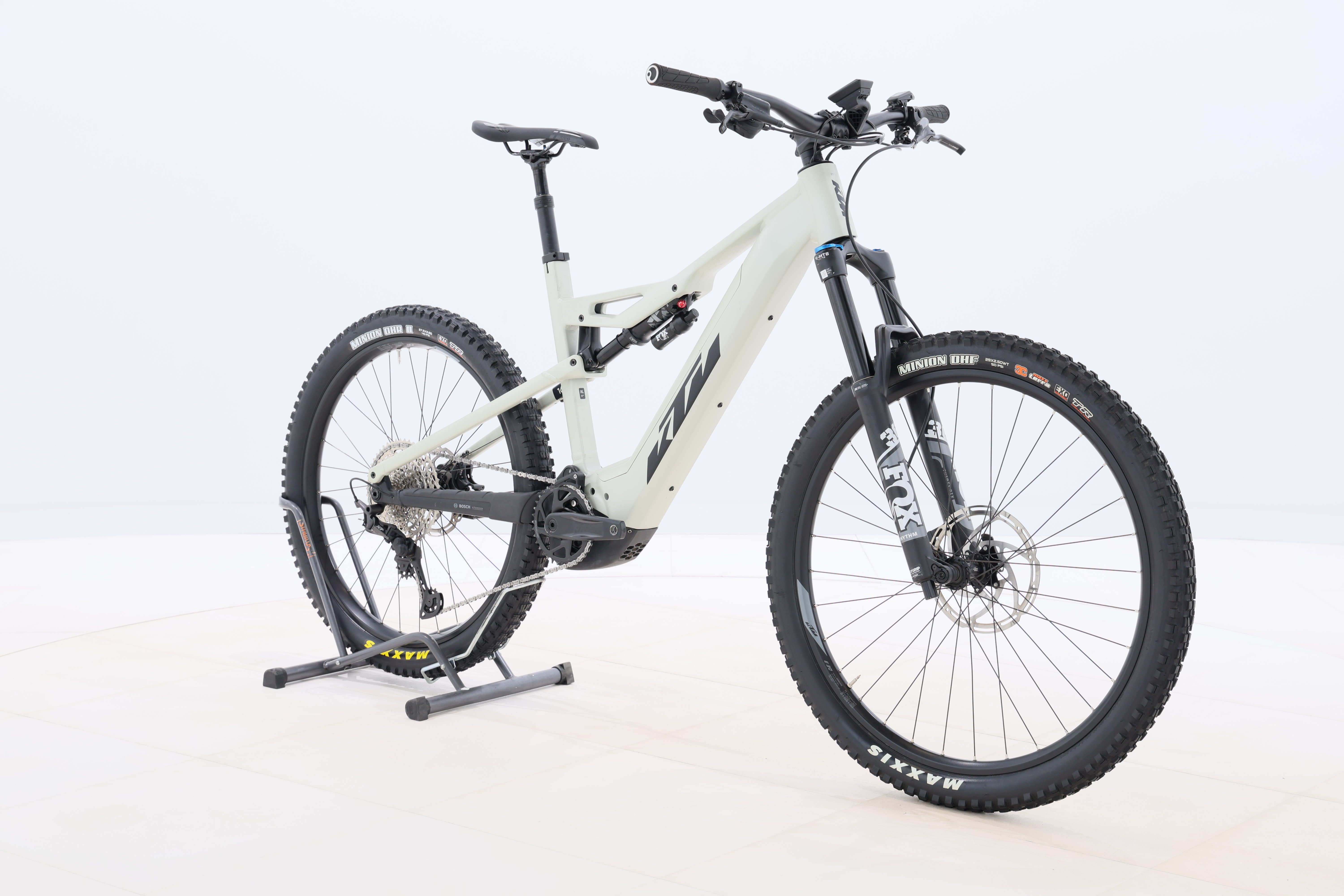 45dba085-ede1-4894-a66f-533afa9cbf1f