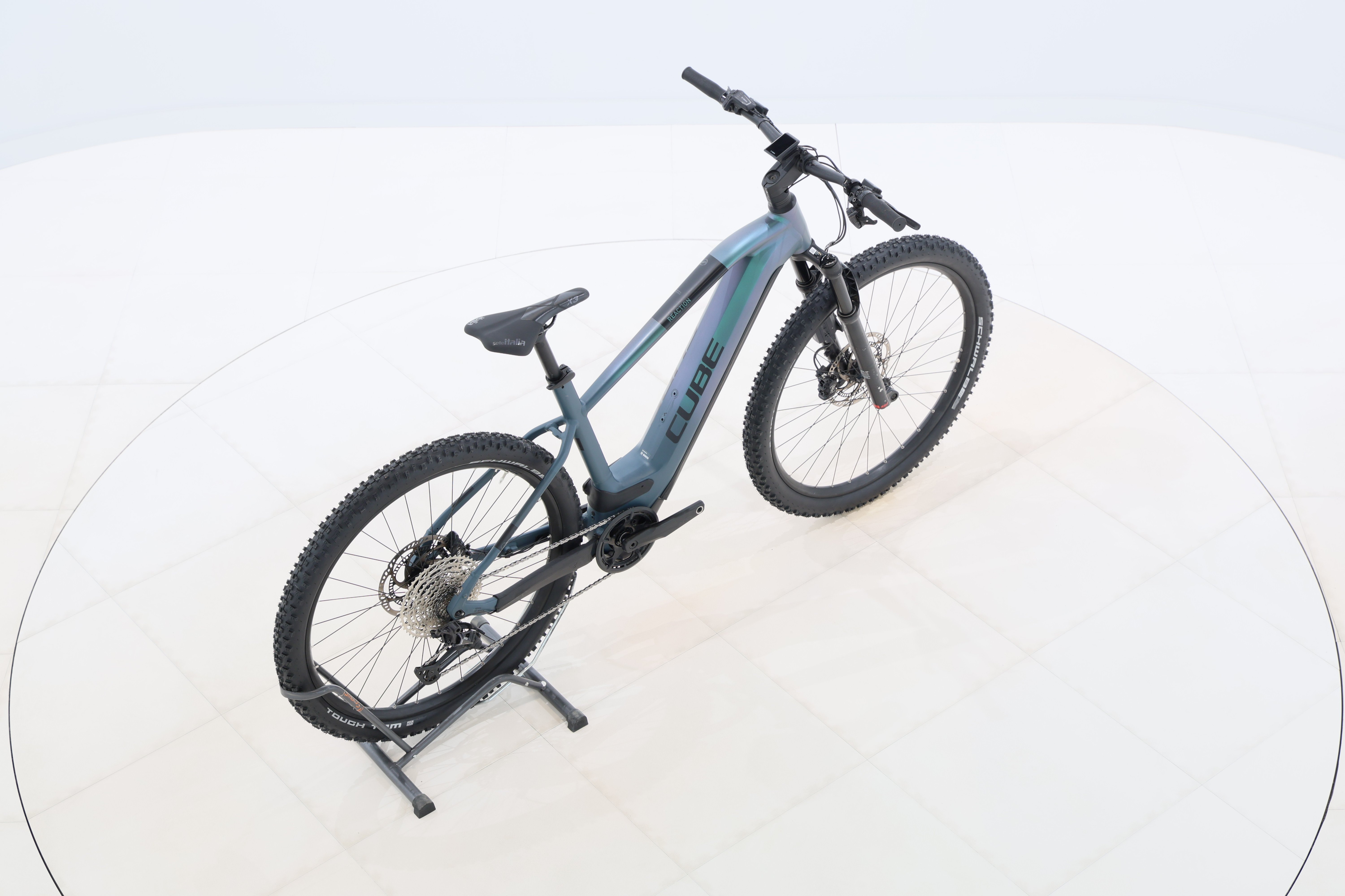 37ace84b-3ad5-4f2b-896d-249b2d8780a4