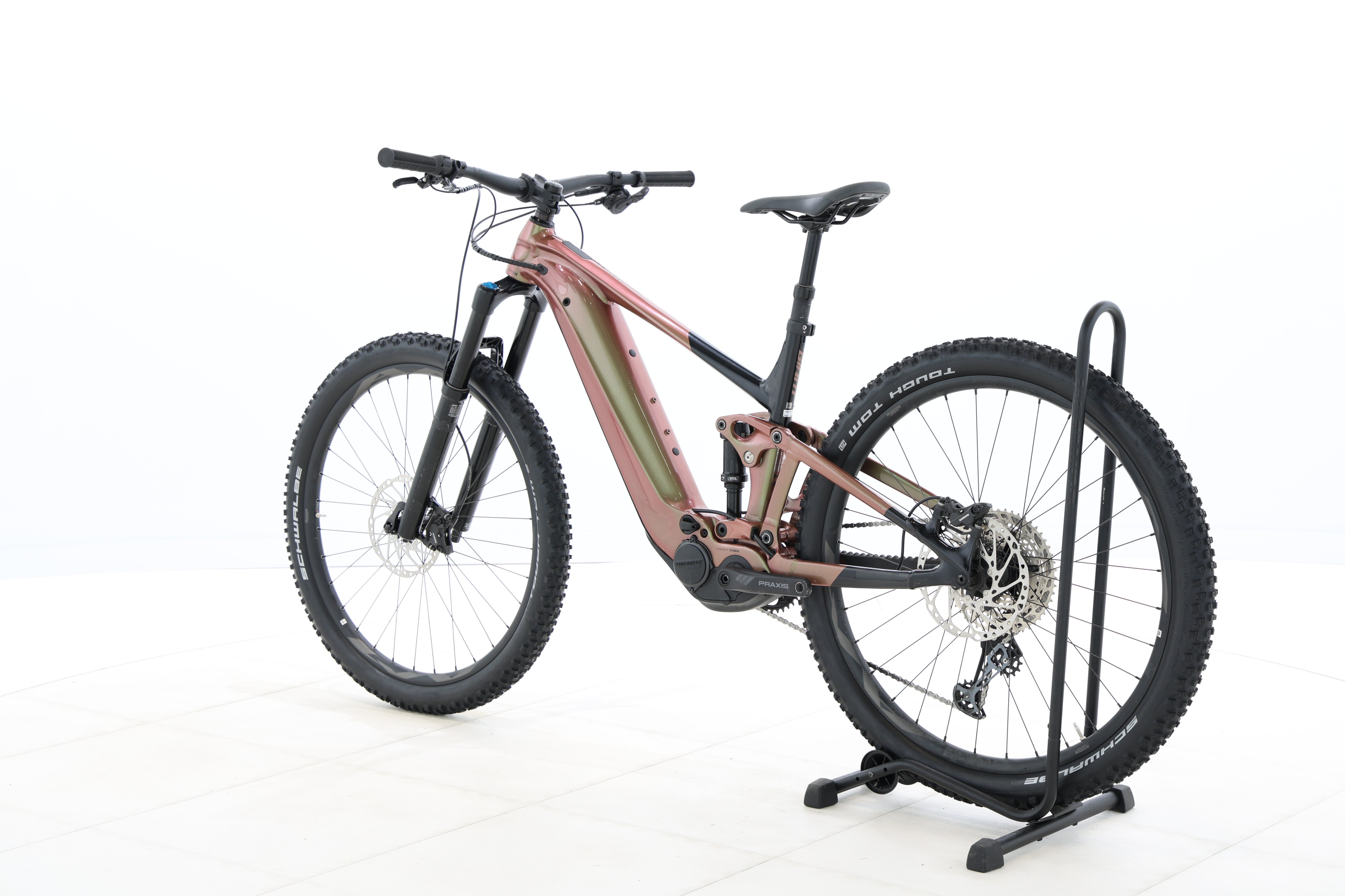 b947b850-0f87-40e7-b0d8-2e7abded7075