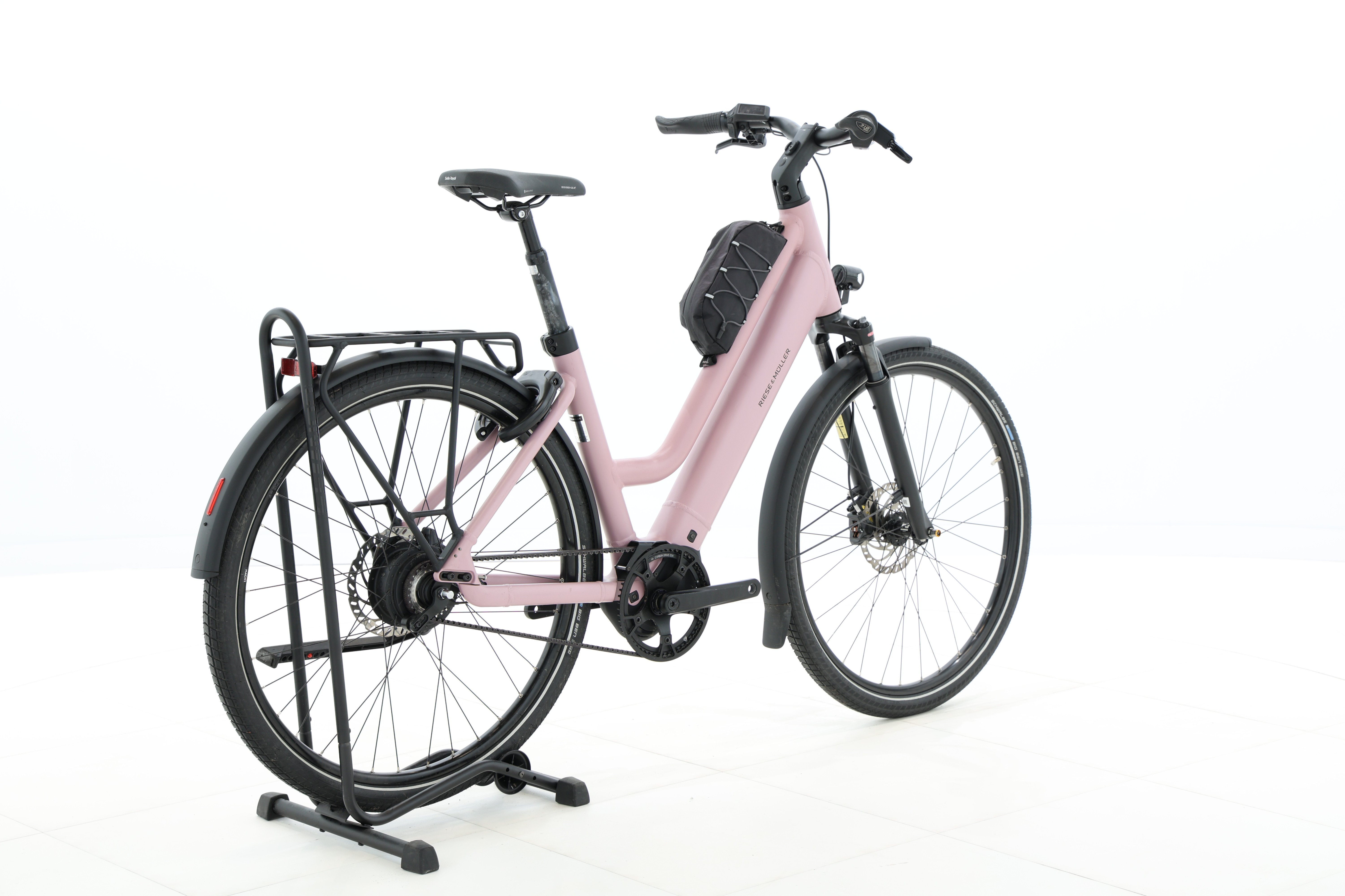 a07a7d04-2cfb-4327-a4c7-5e99a0f8a0bd