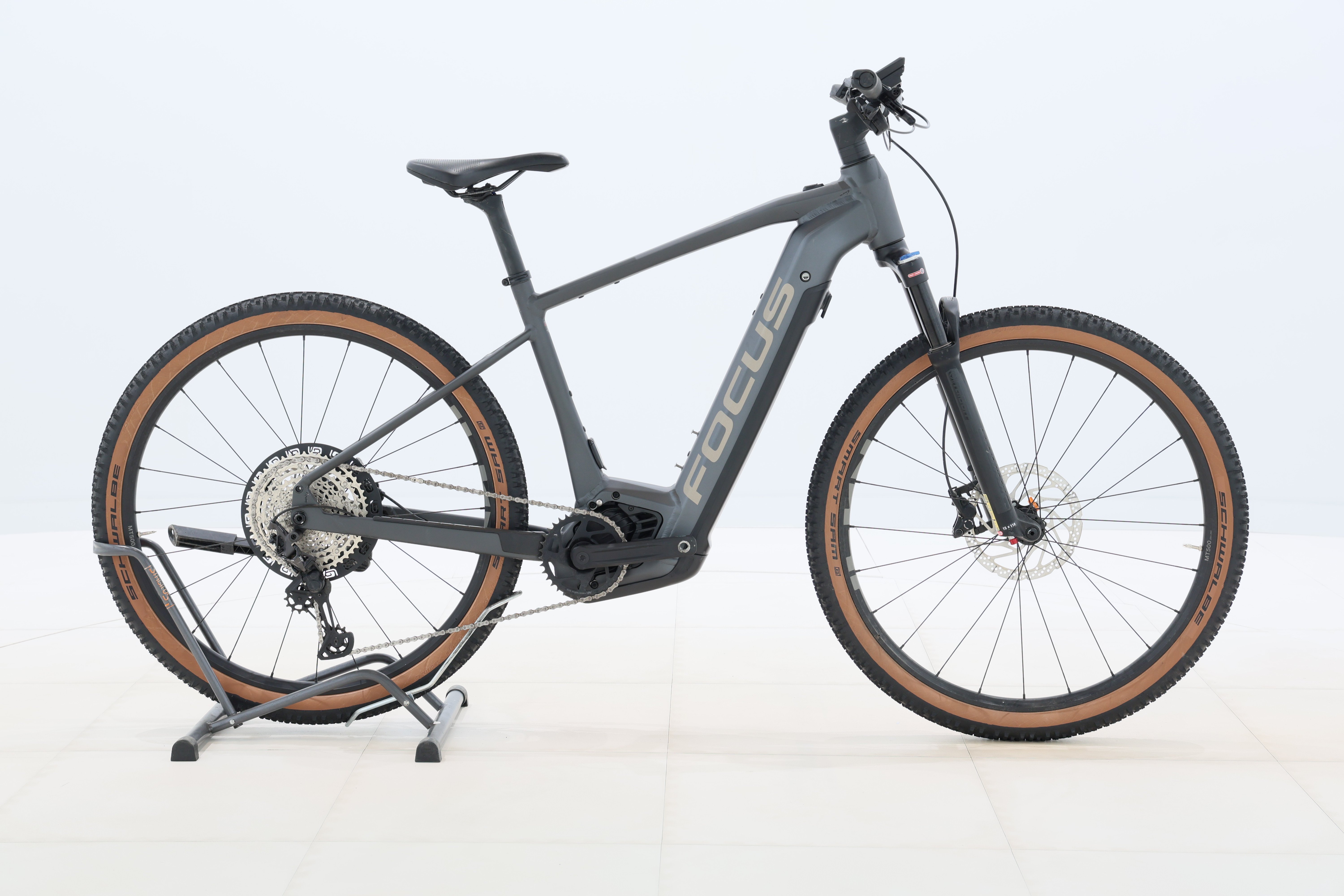 ec37371a-3c54-46dd-8910-db8781a47a37