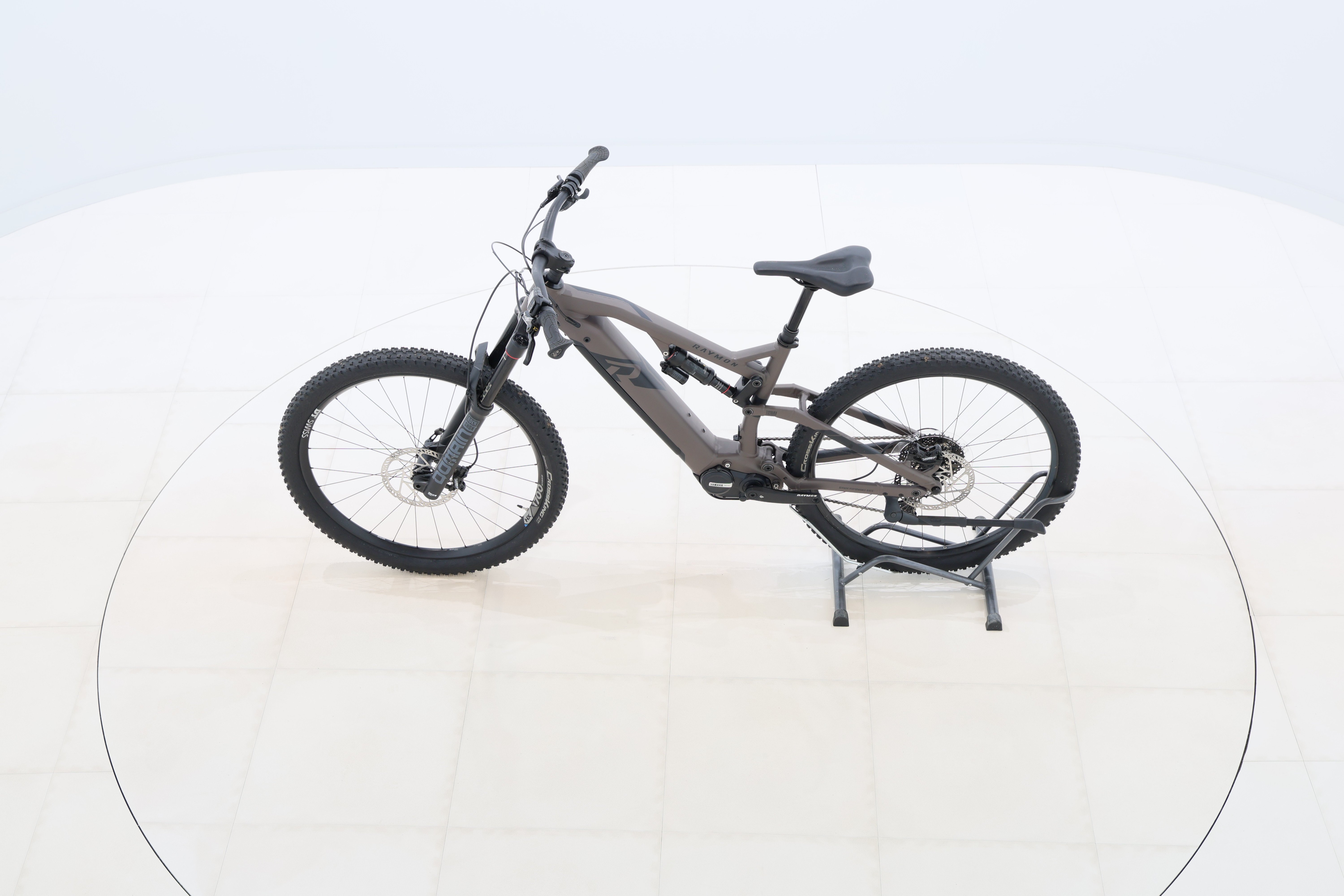 0d2a3abd-fed4-42c2-943a-c4361a82dc18