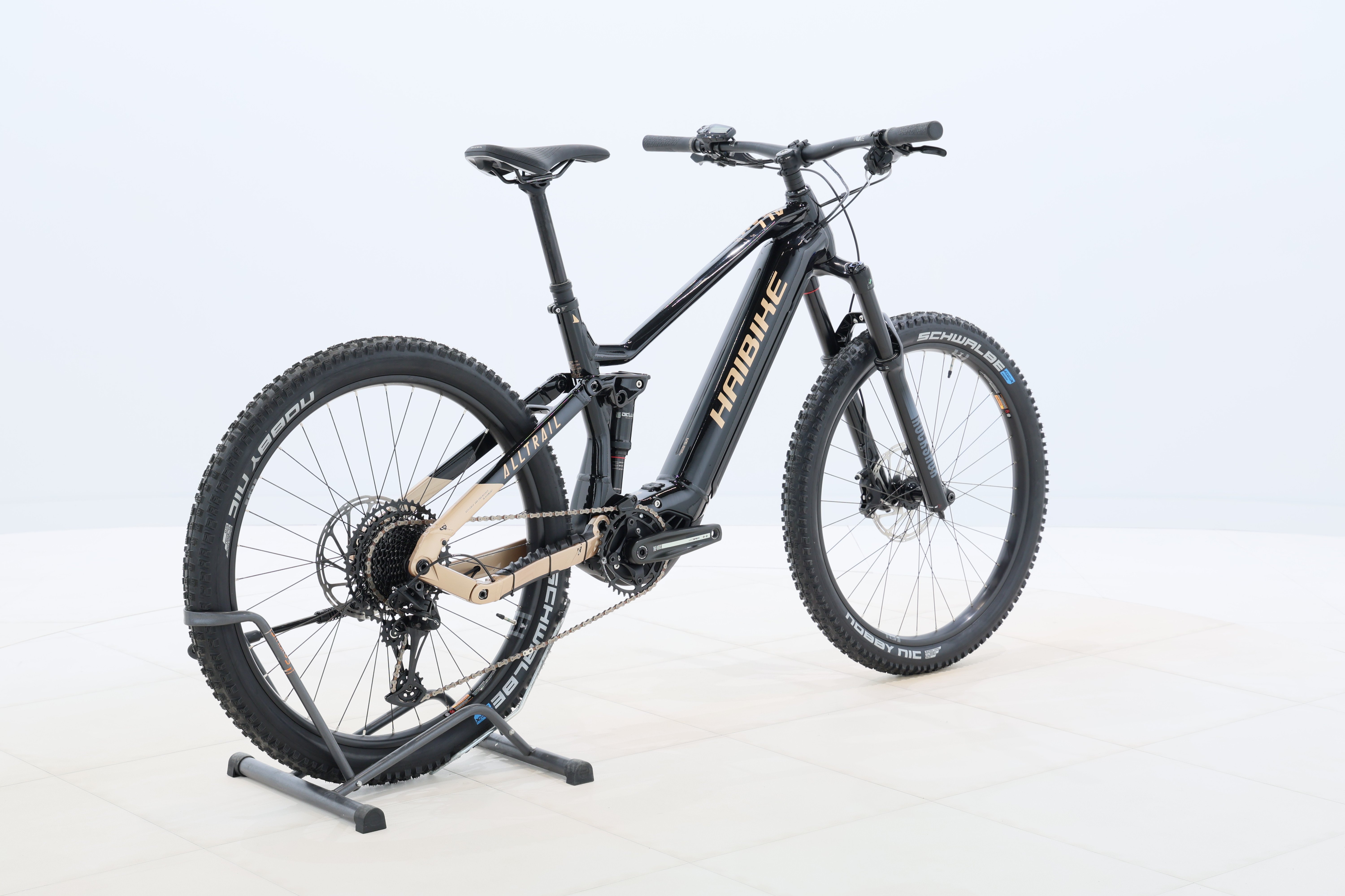 c207da6f-6485-4eb4-86e7-0e5790a6193c