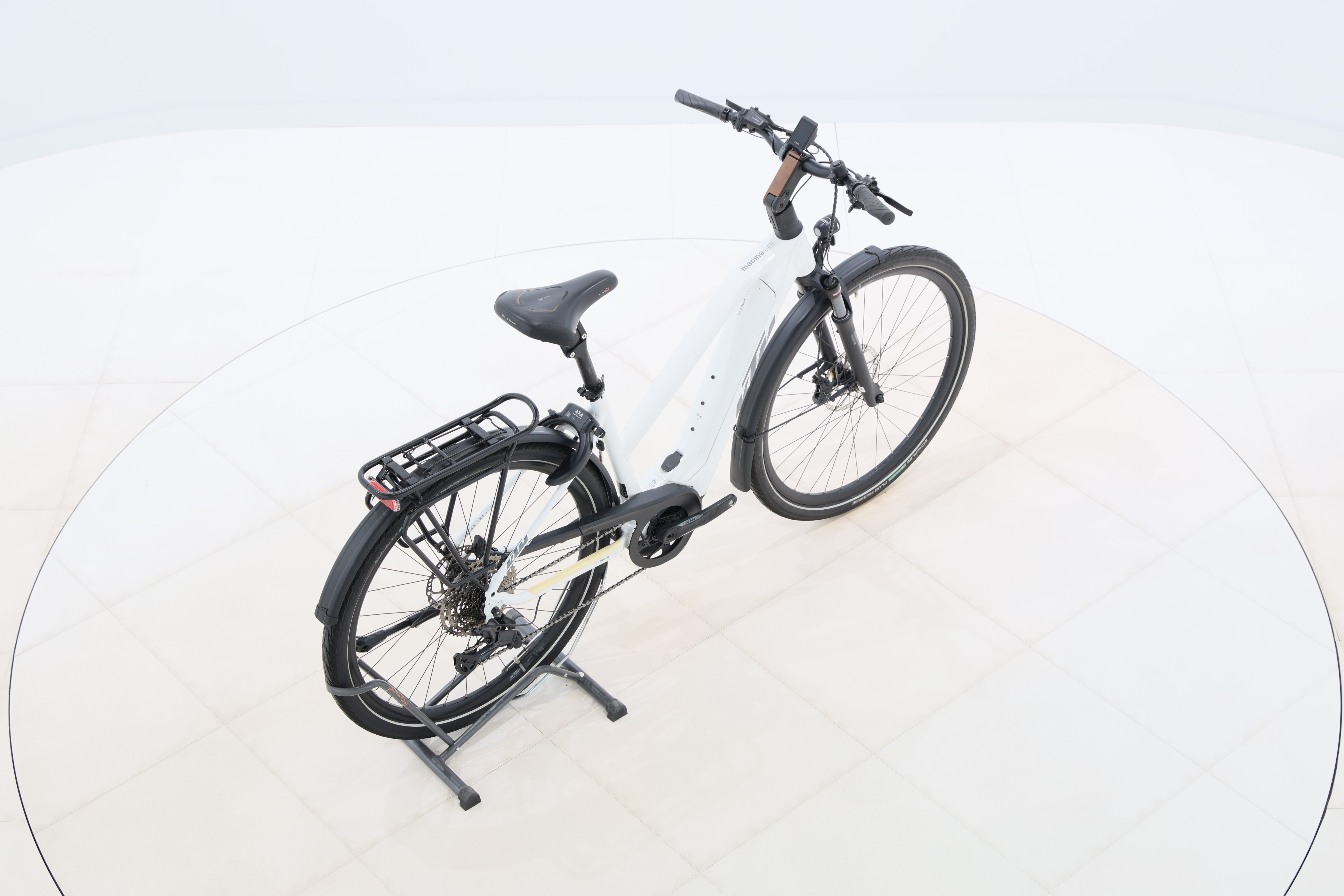 fcd9fe00-0161-47b5-ac3e-cb880efe2b5e