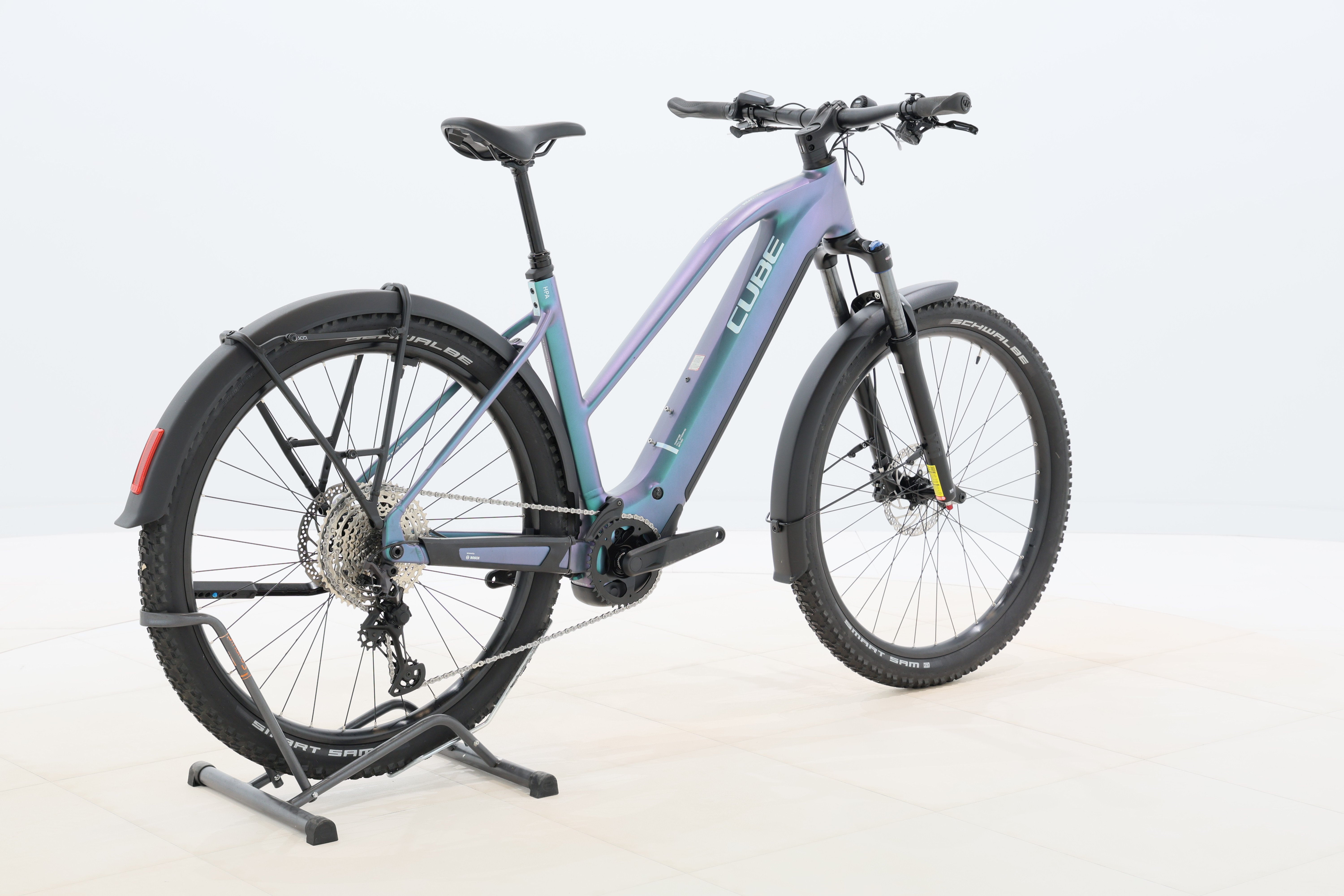 81bf5404-609f-4d15-8513-a51068ce841b