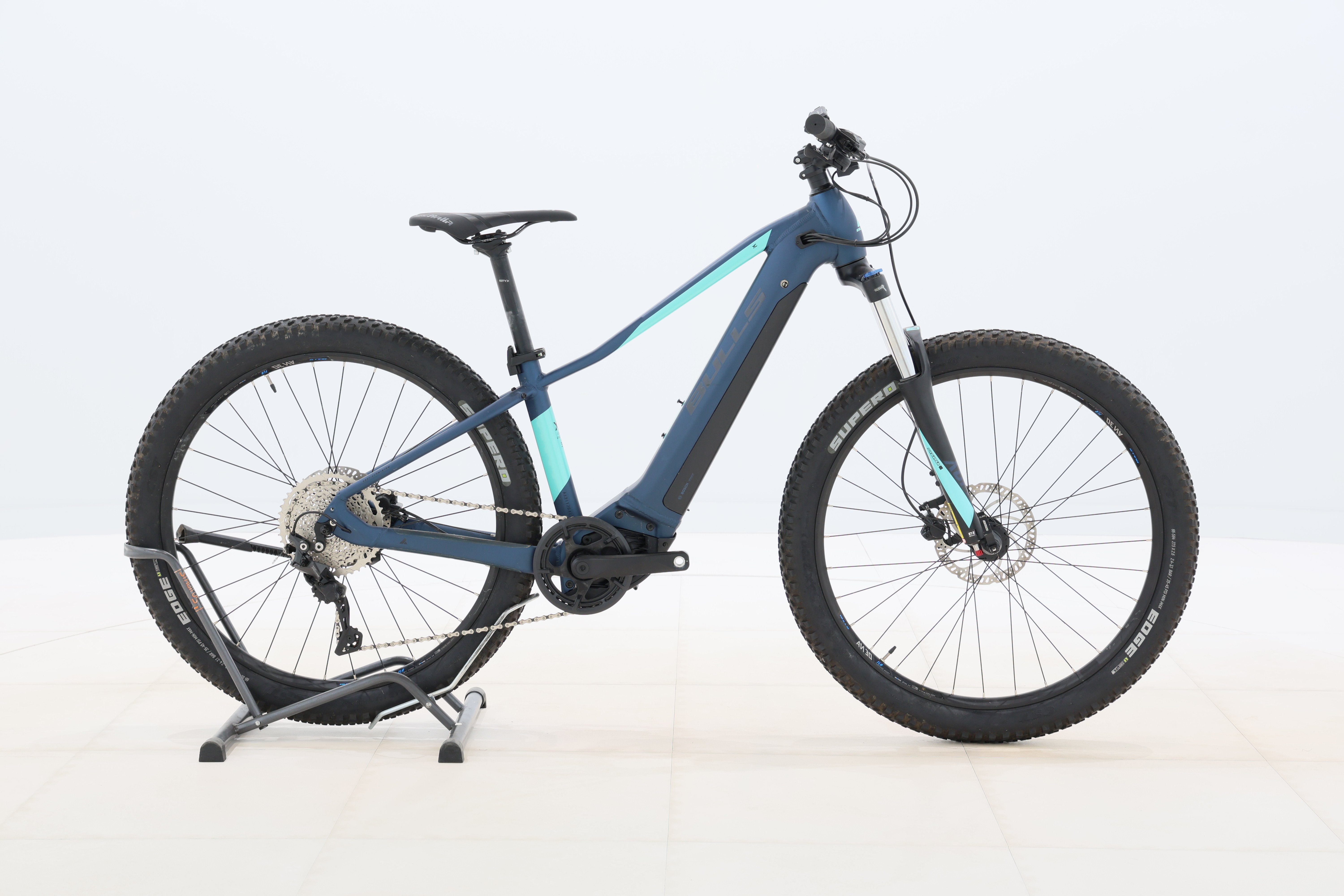 d0b30cc0-d099-43eb-a92f-95be63499b12