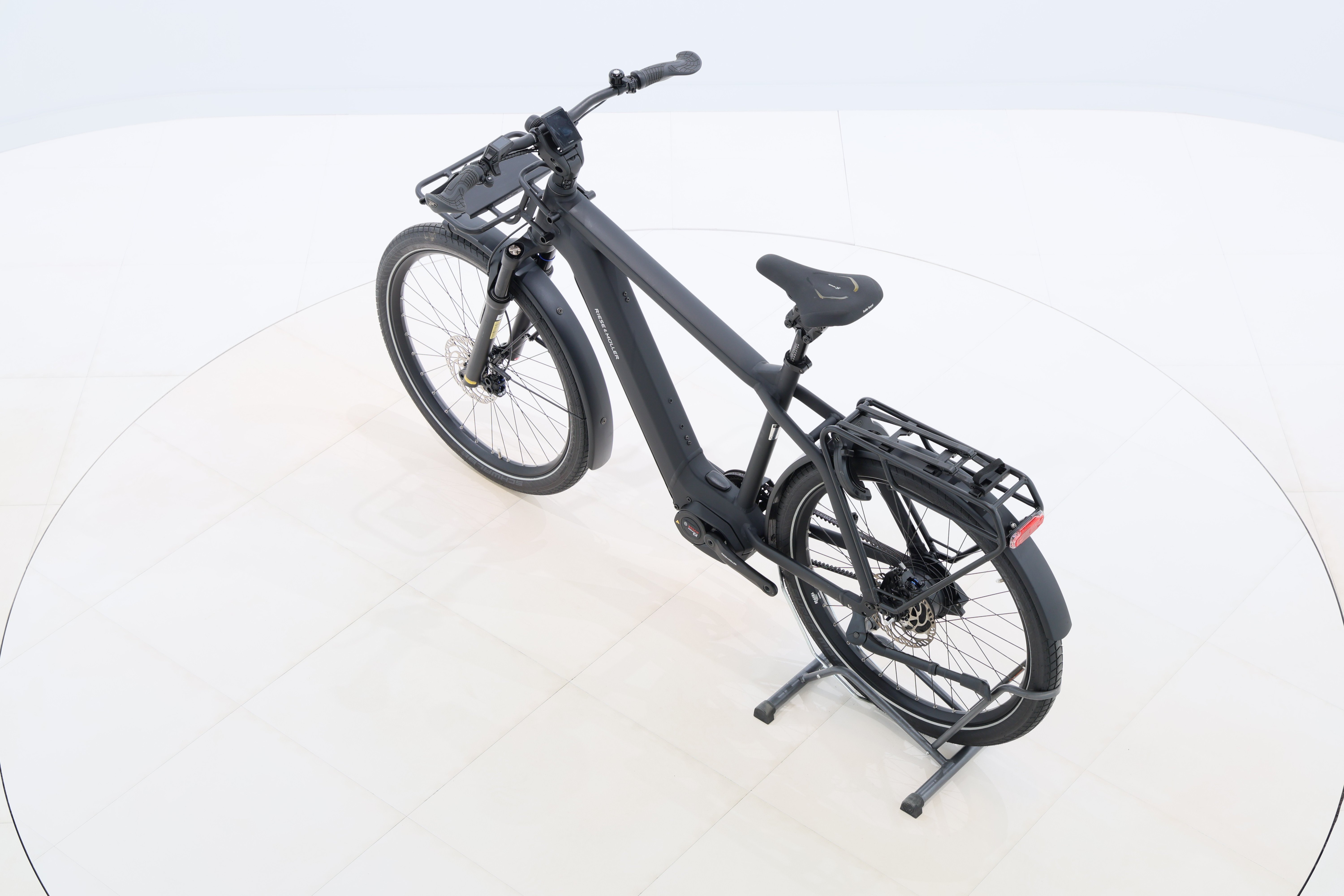 8de5ac43-c7b2-446e-b17c-d4f1dc1f3c84