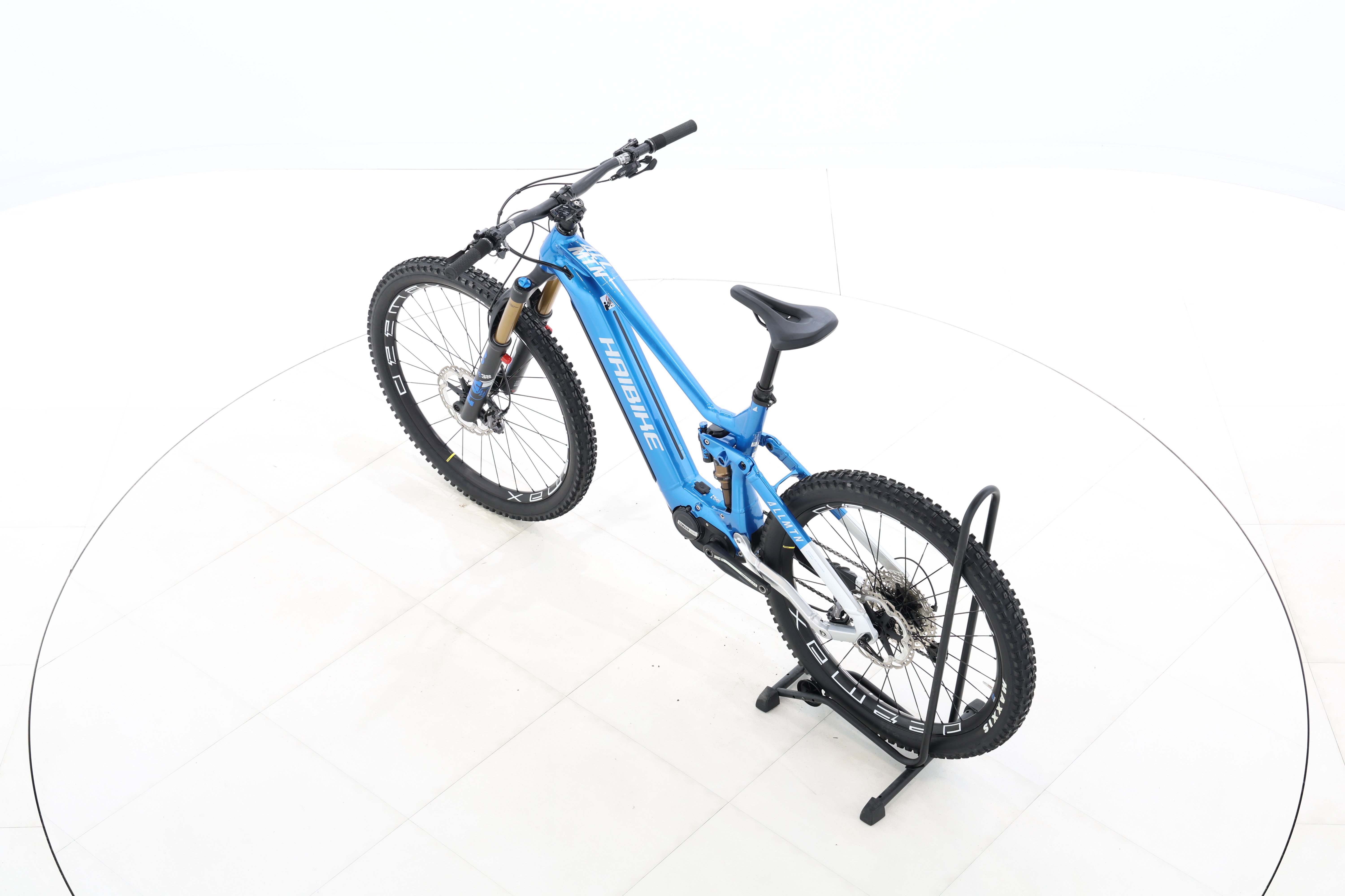 18a3d1a4-0a8e-4efc-aac9-56865c9705a6