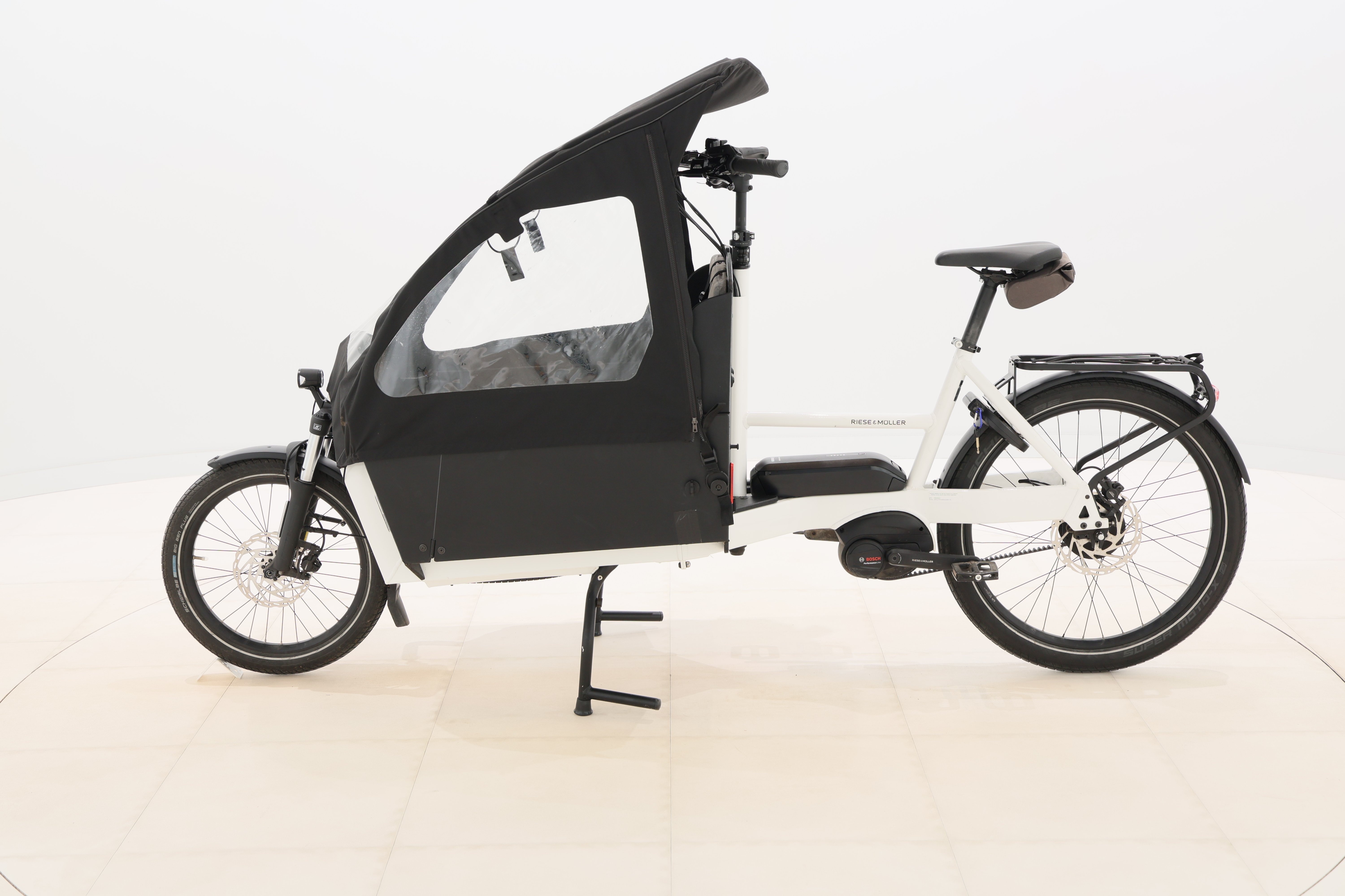 90bfb7ba-6bd3-400e-989f-fa60d8058eee