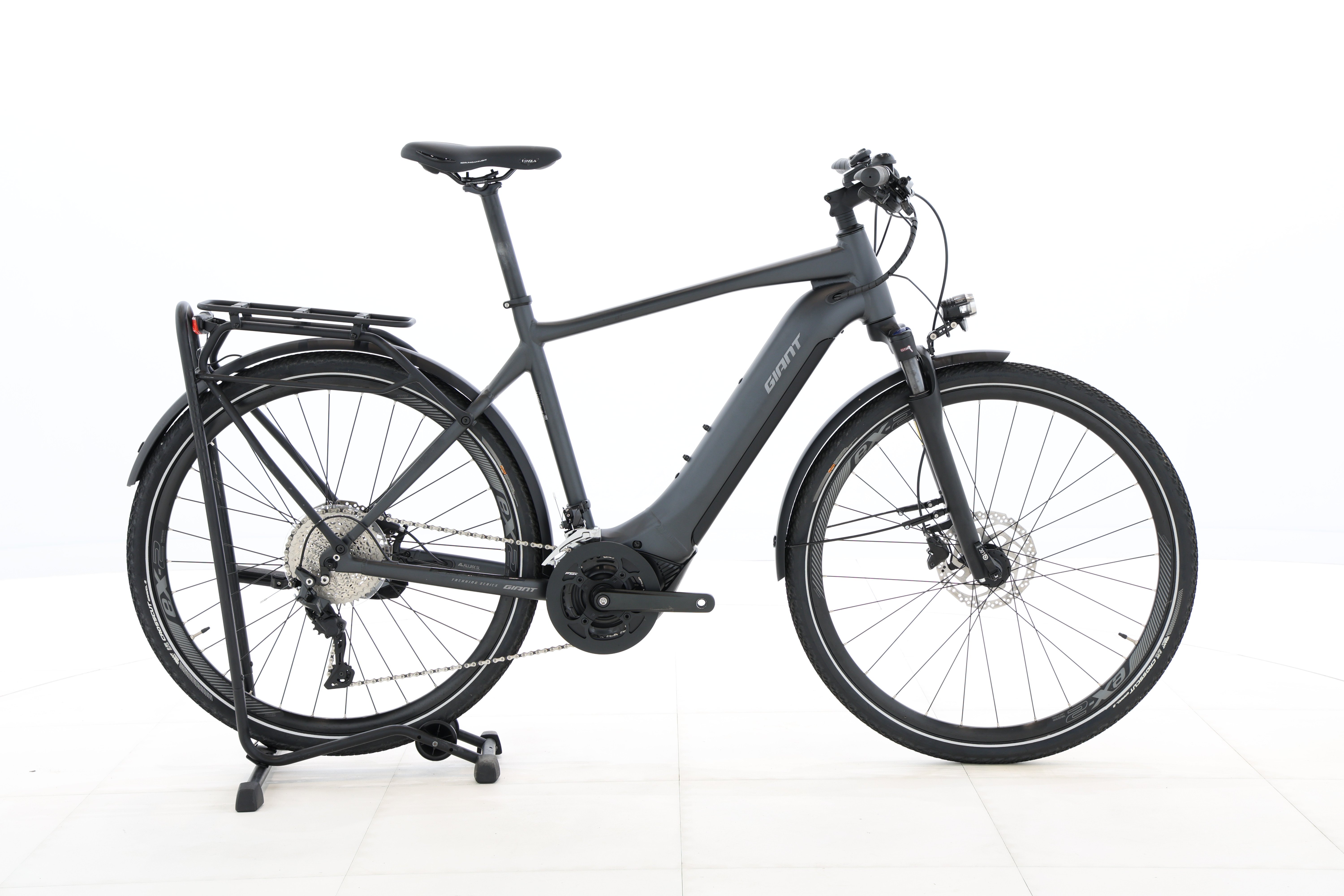 b8153563-24ae-4a44-a7d3-e95d62a9341a