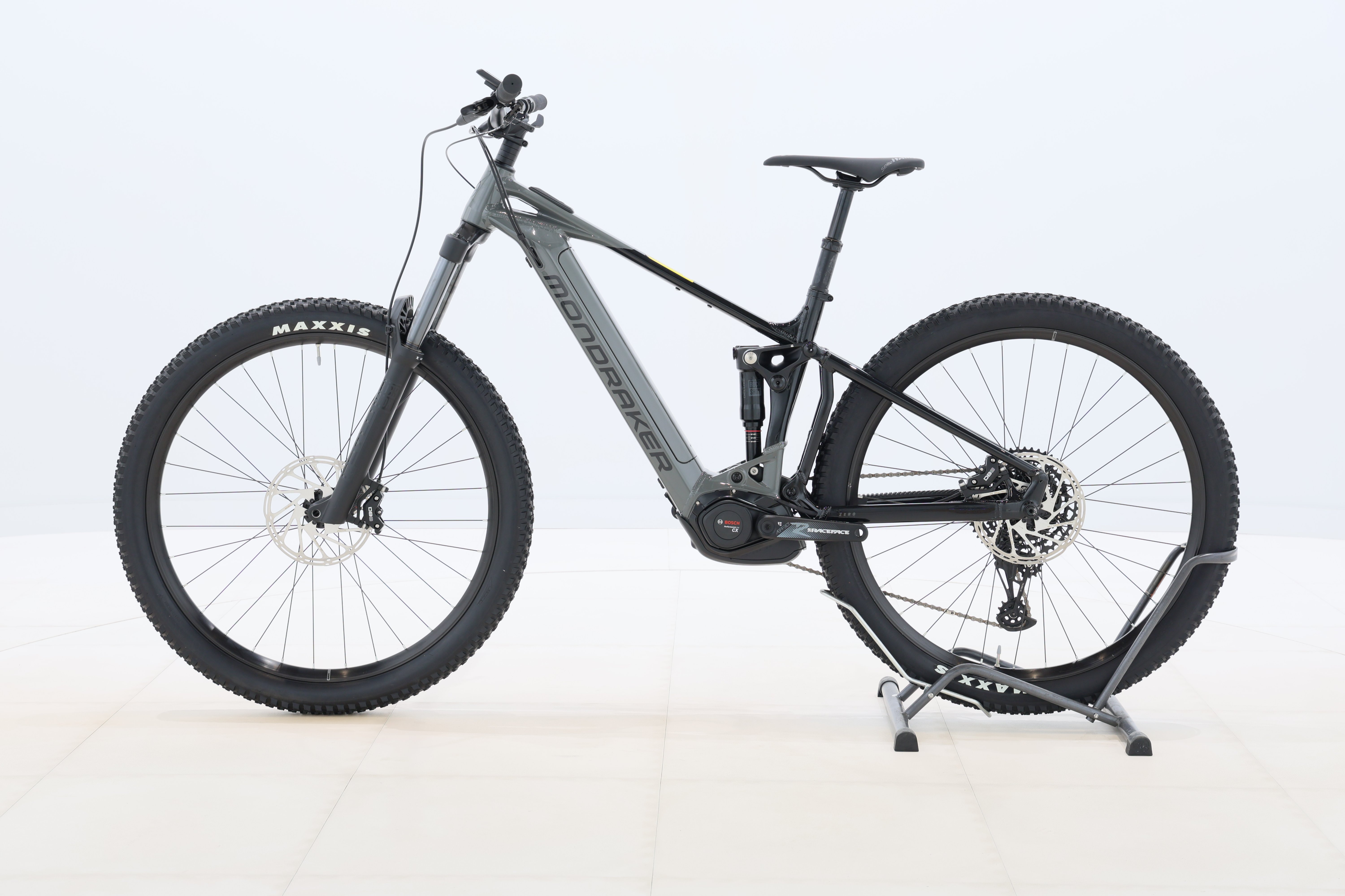 c3c9350d-ef14-4d88-b0ef-a233a6e7710e