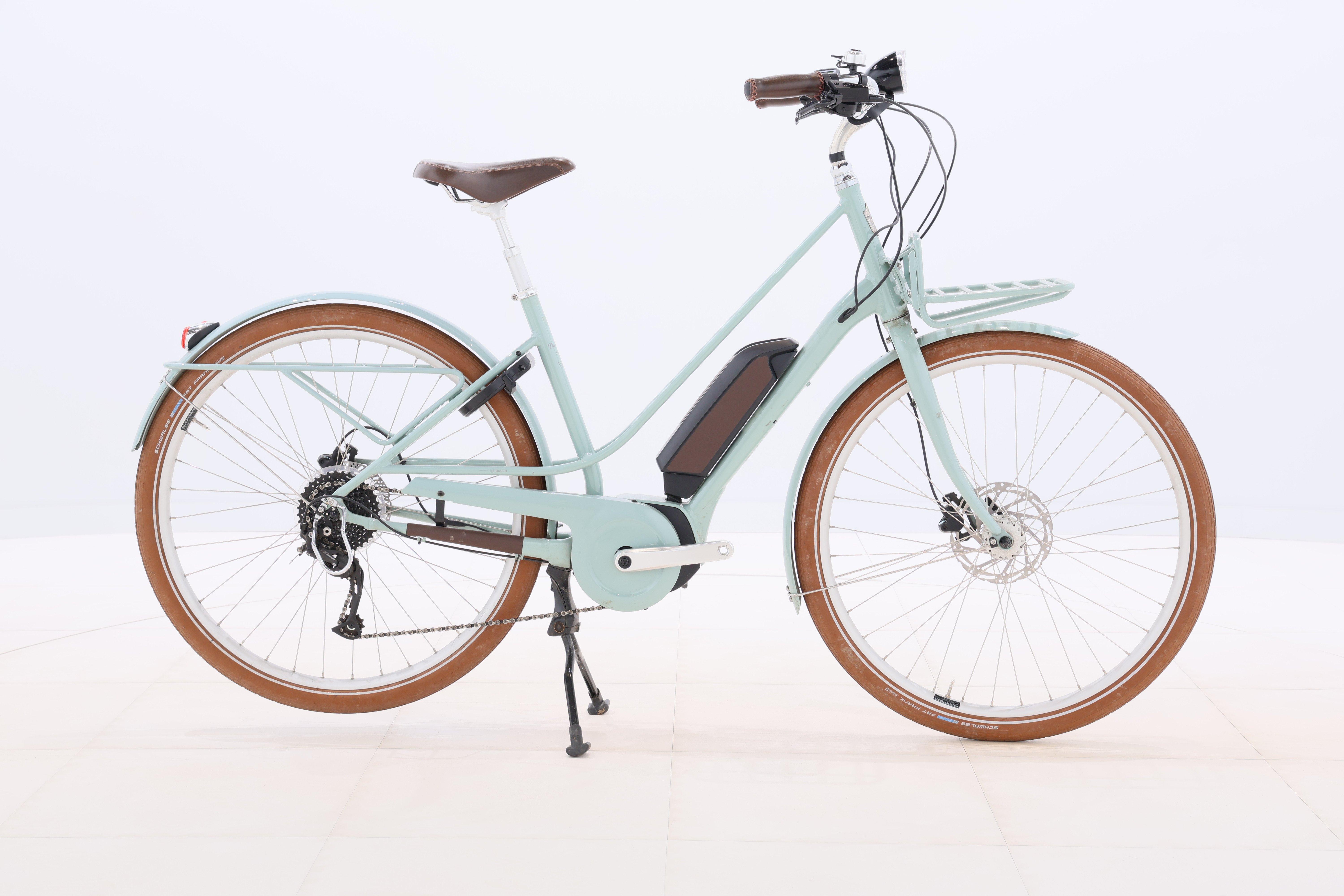 f6a484ce-f579-40fa-945b-f77c825f2767