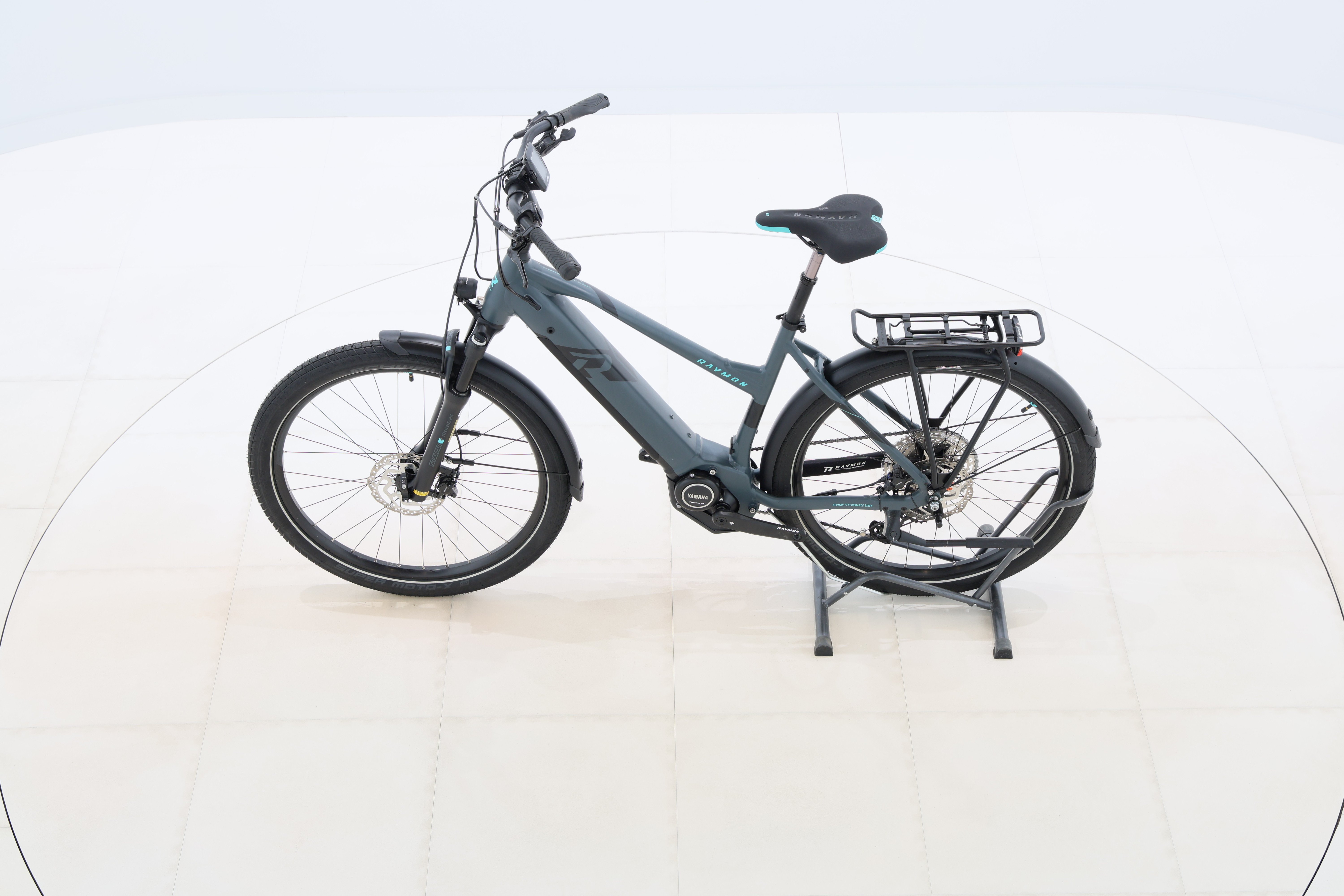 97beda43-d66a-486a-ae15-b6a853cf9f9b