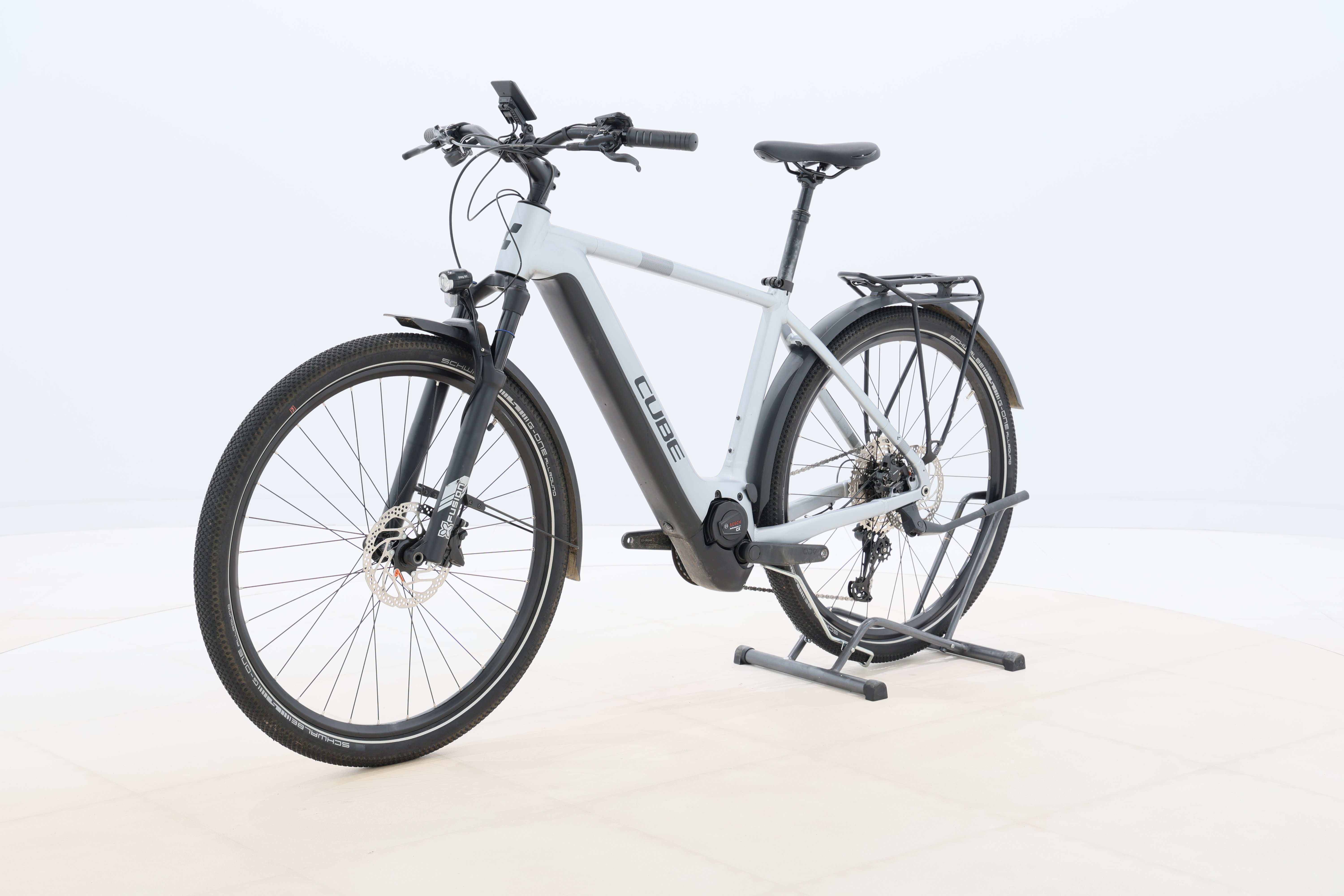 aadcc6a8-c7d6-4321-bed5-000f1670bf7d