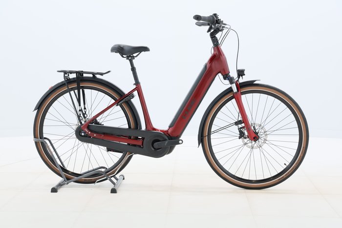 Cube SUPREME HYBRID PRO 625 2024