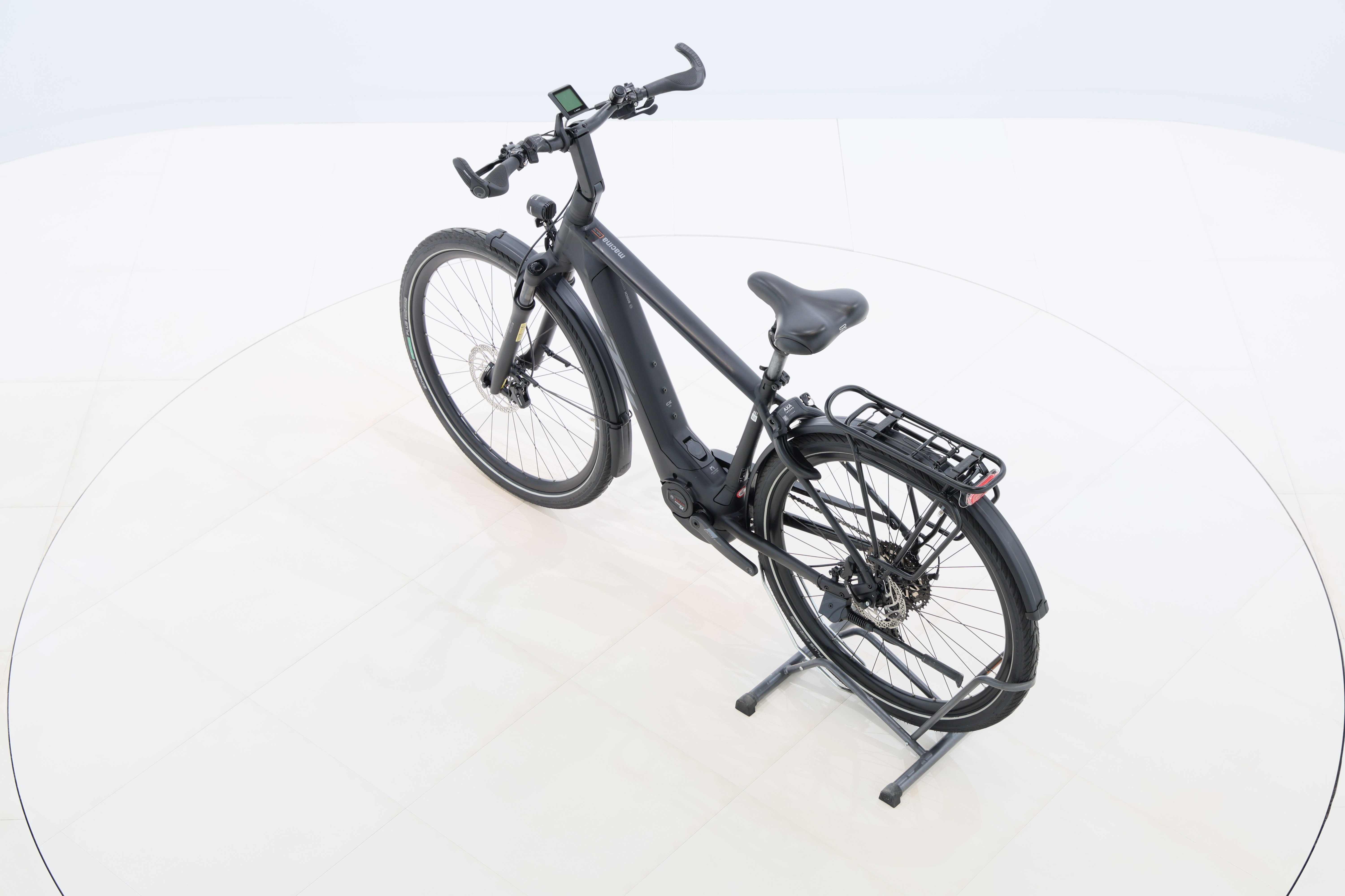 7b21debe-35d8-44b1-9d8d-38c36c6daf9a