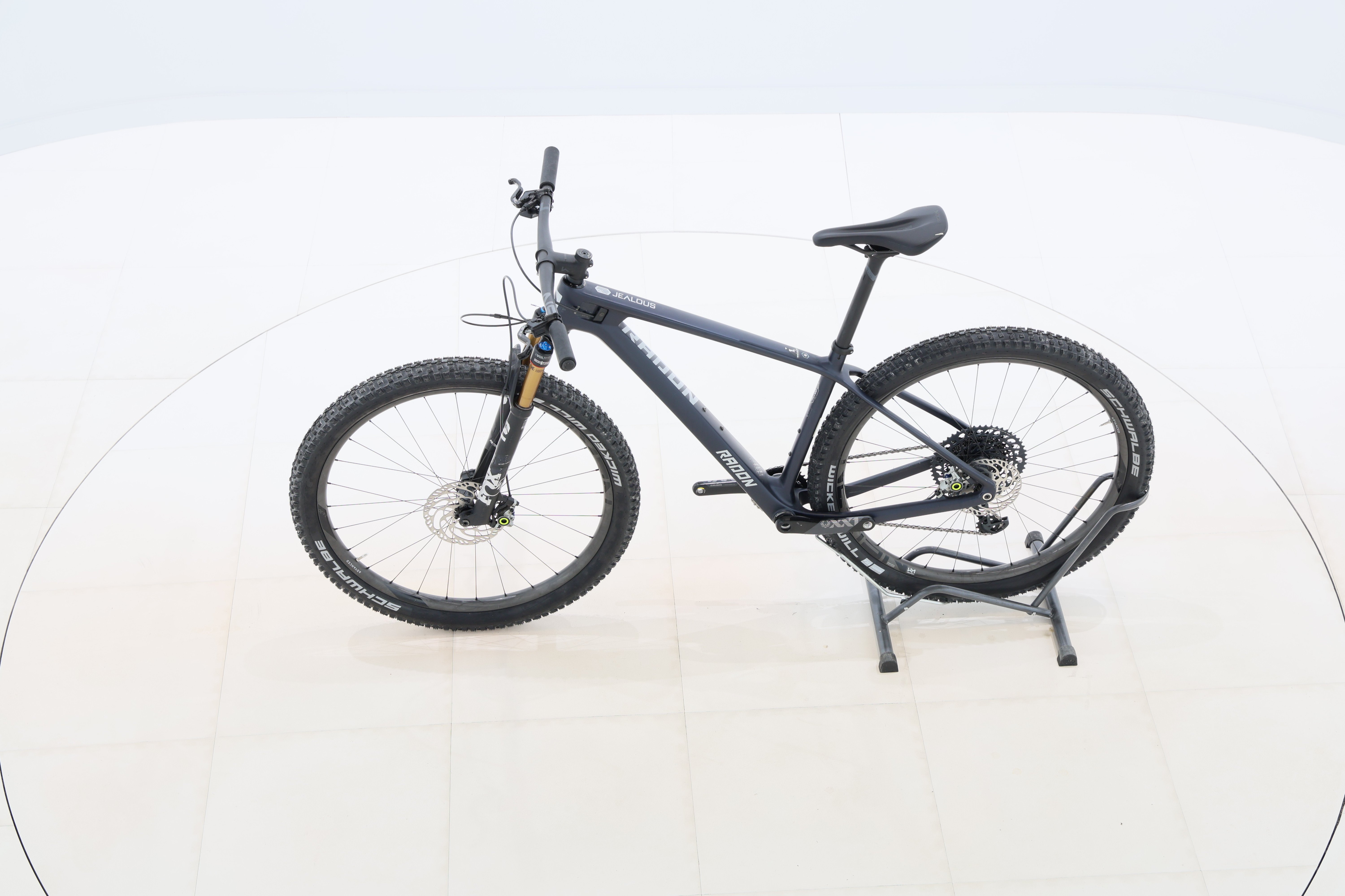 da5fb605-fe5c-4c55-8cc9-e9121347fc9f