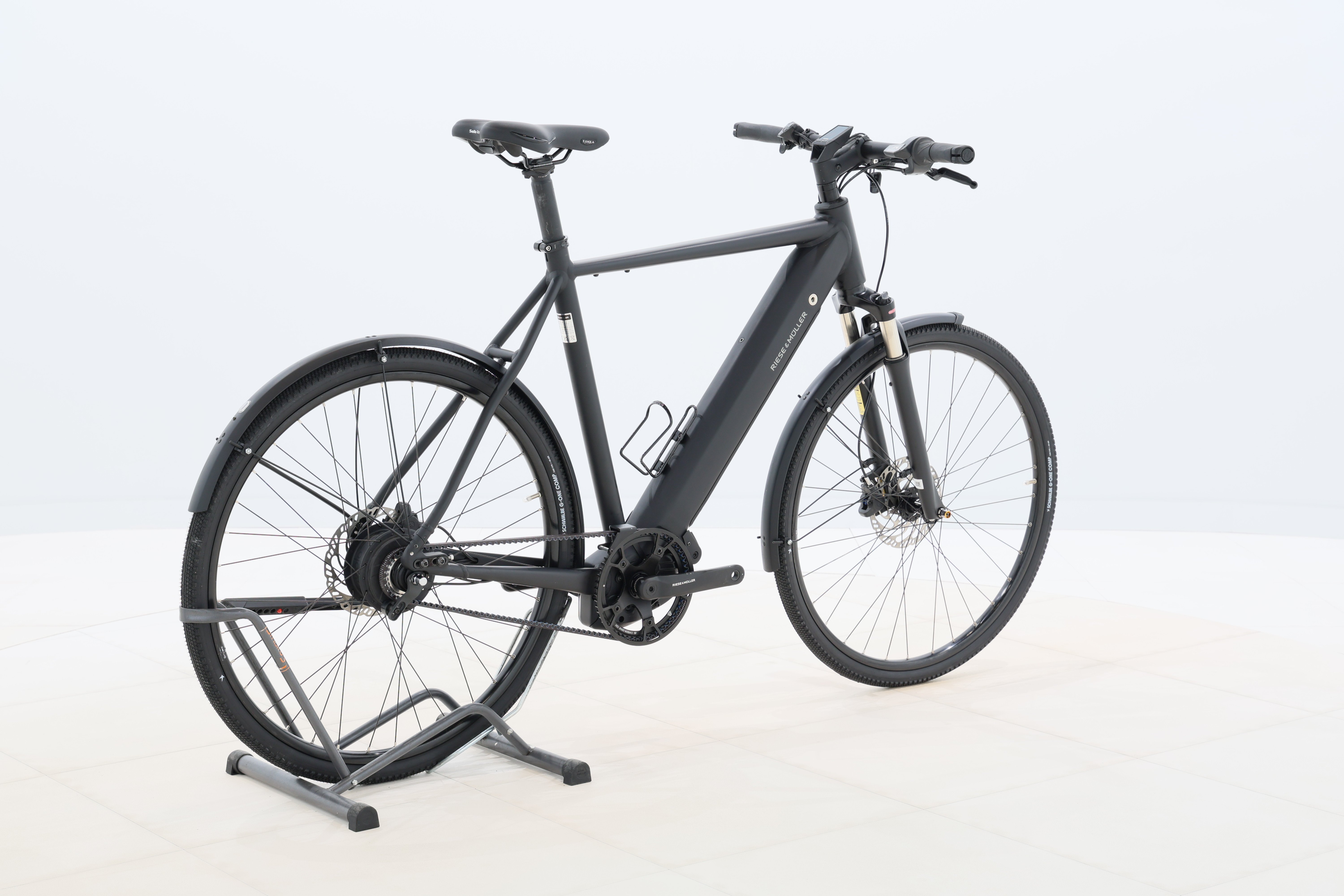 8af9d48e-0a2c-43de-b52f-6db0d0844447