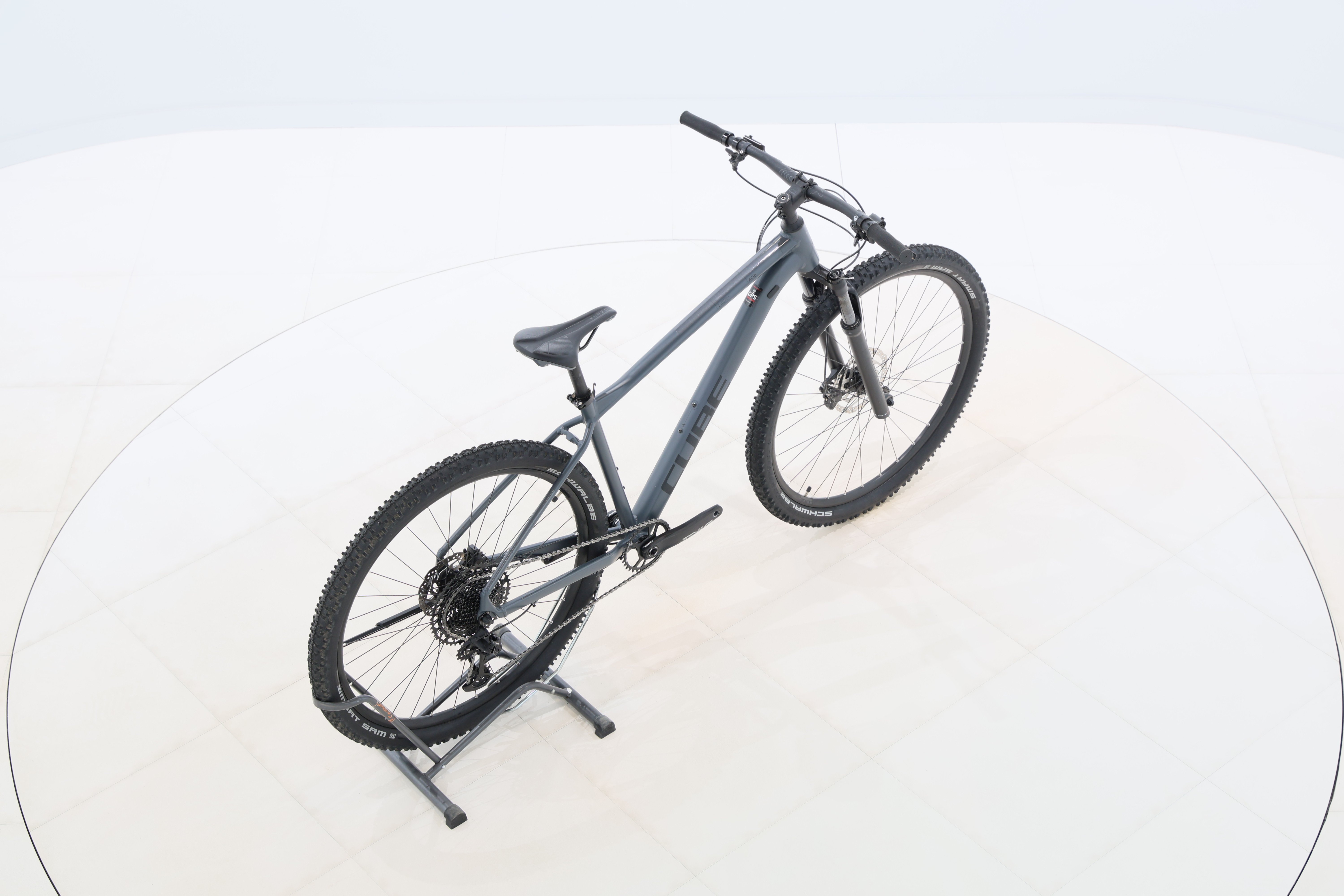 0bcd566a-0c3e-4a27-b639-97280b2d4a68