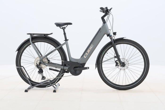 Cube TOURING HYBRID EXC 625 2023