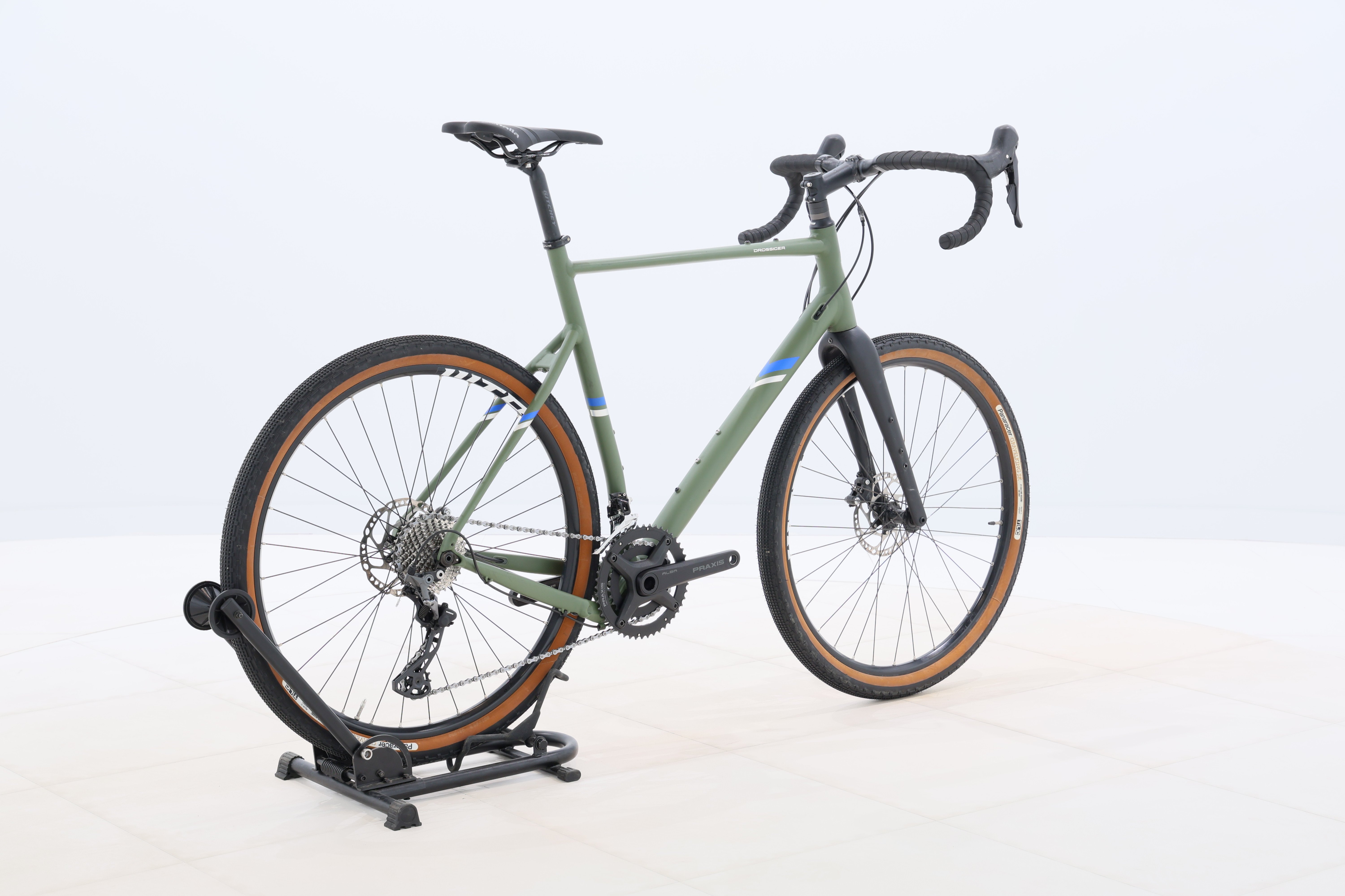 e196cac1-e0e1-4afd-a258-fb20a4ecd1df