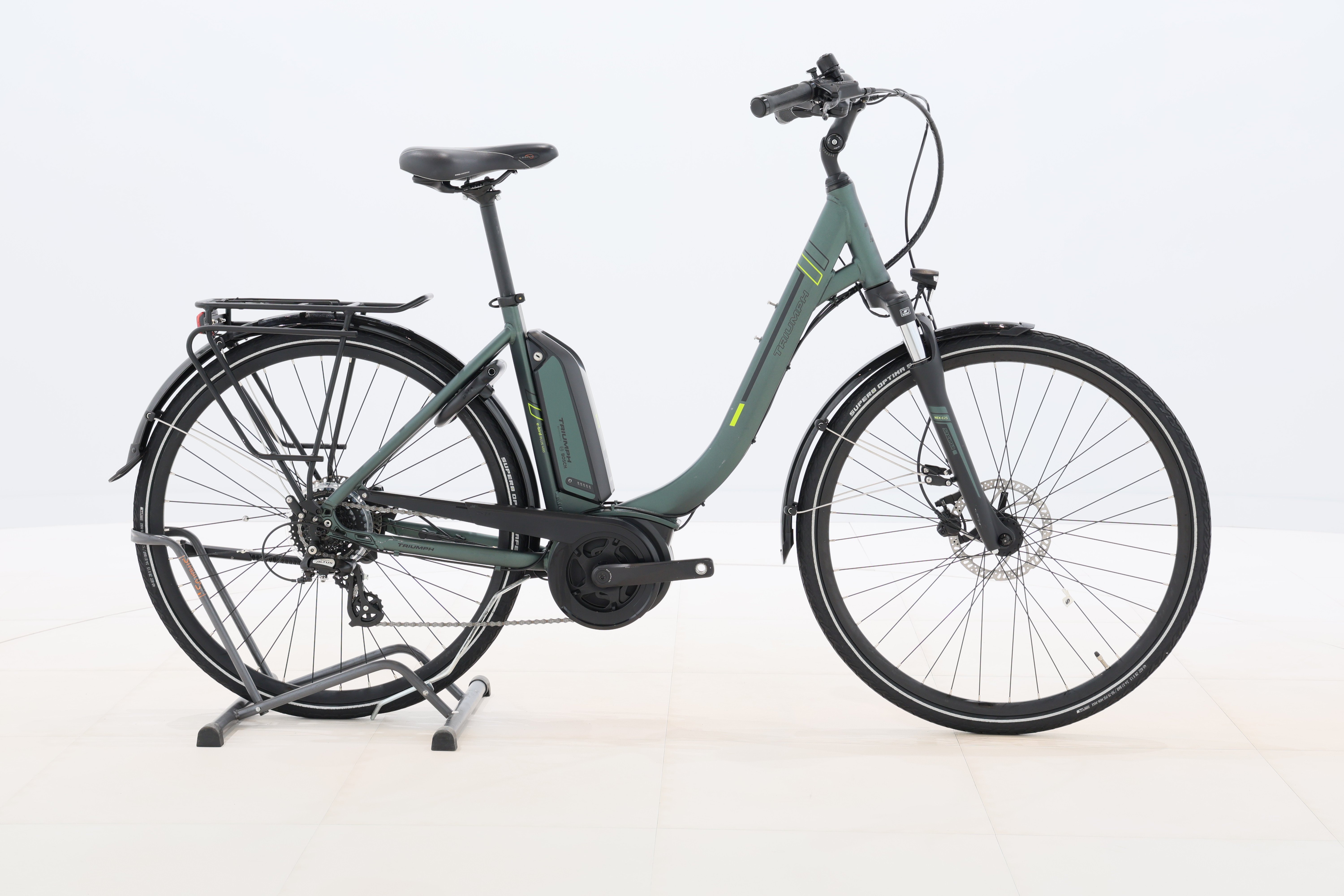 d2dce359-457d-4417-9fca-1e672636200a