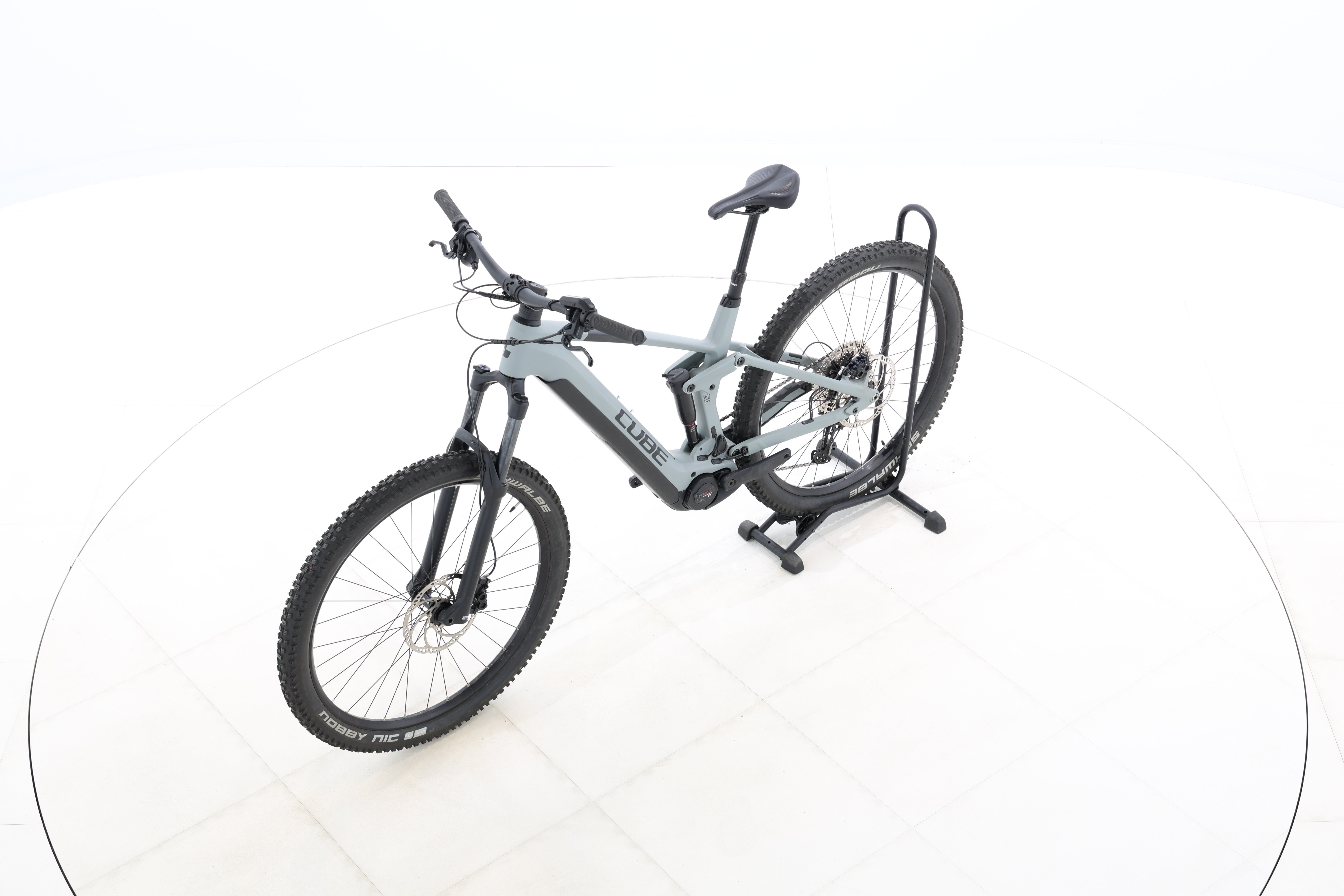 e630e7c3-f6b8-4709-b595-ee4cfbb3c4b2