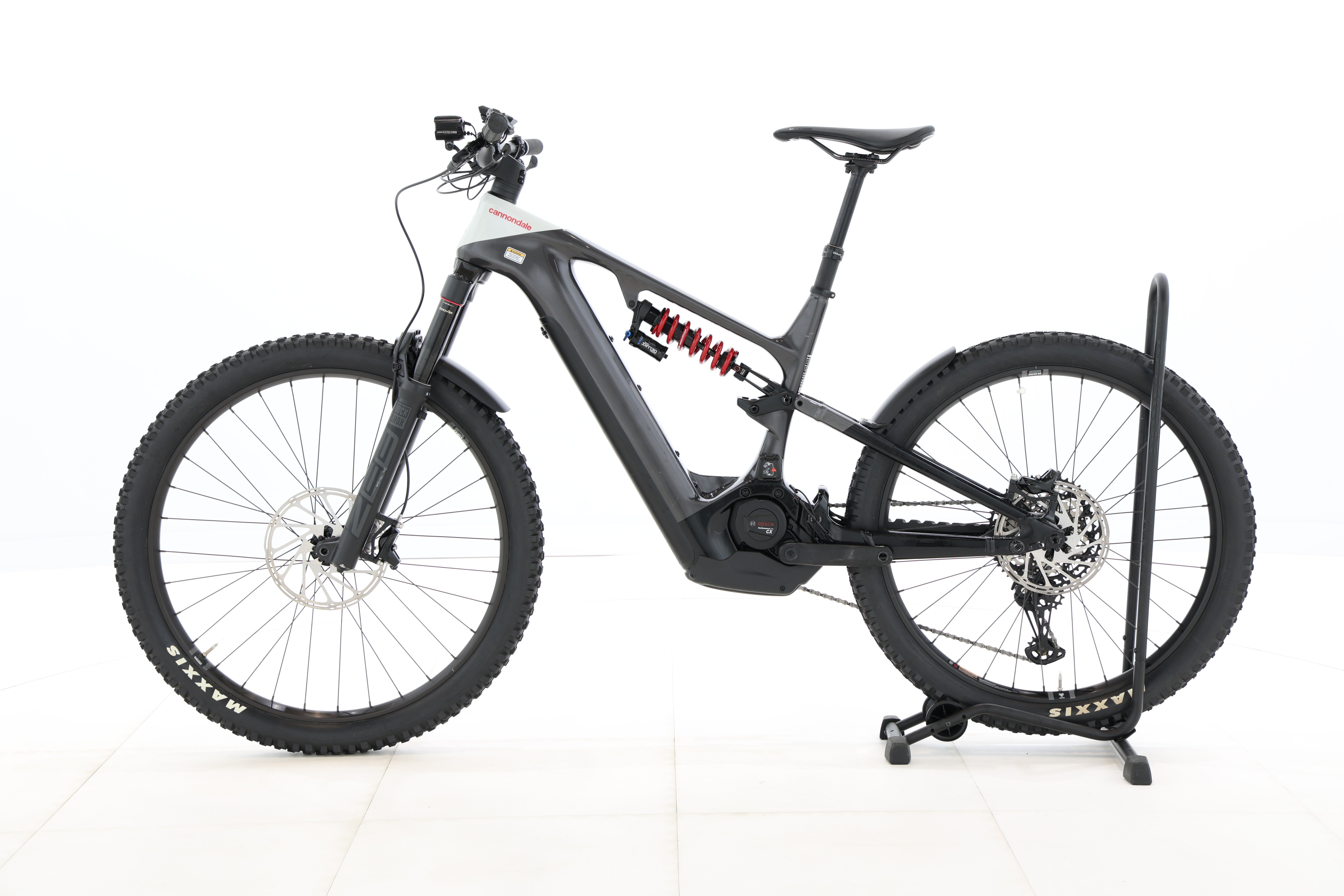 ccfefdff-e133-4703-9f69-838ab76c149a