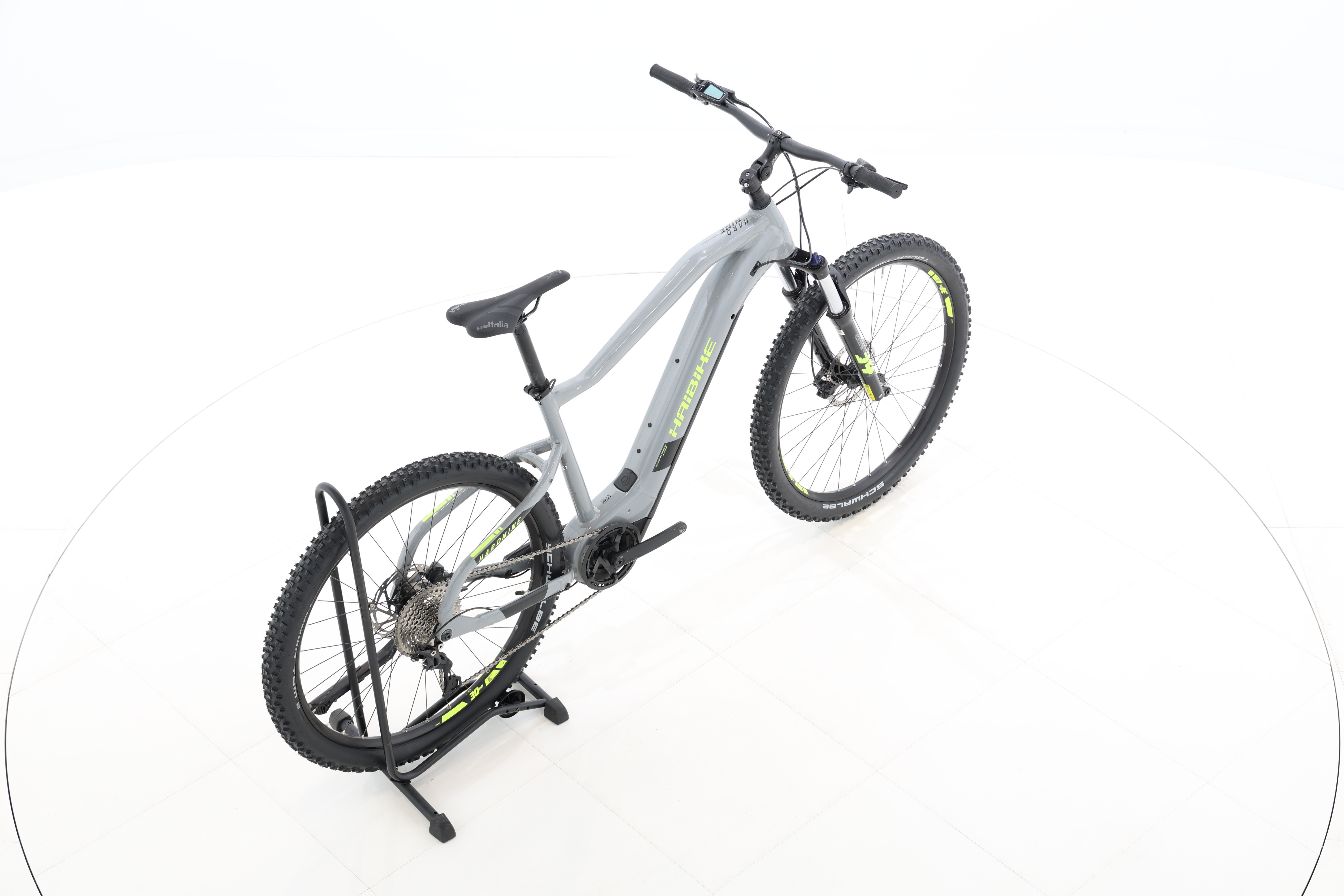 a77402ef-9272-4240-88c6-ba4844396fb2