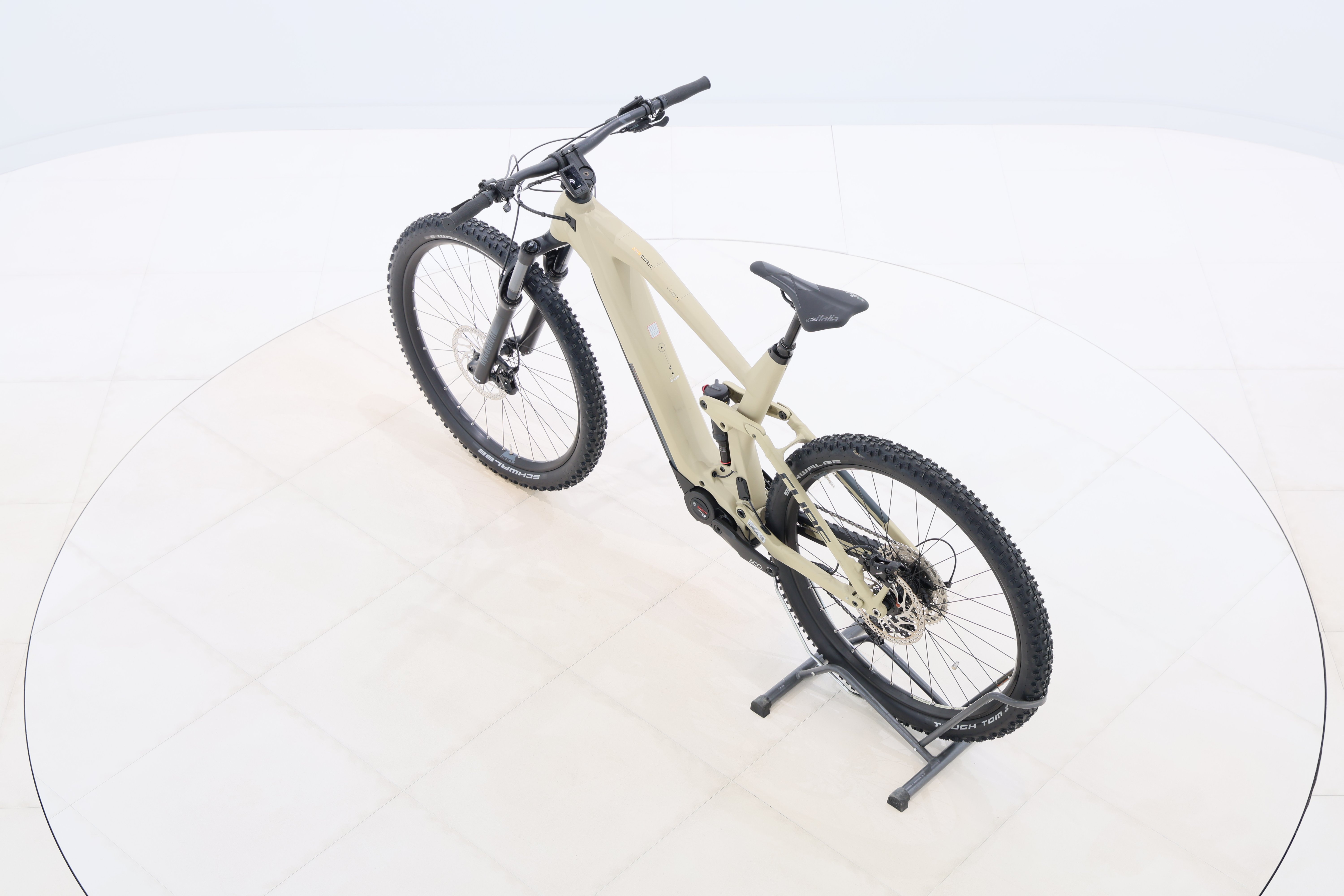 f07026a1-c62e-476e-bb18-b0efbae0f91a