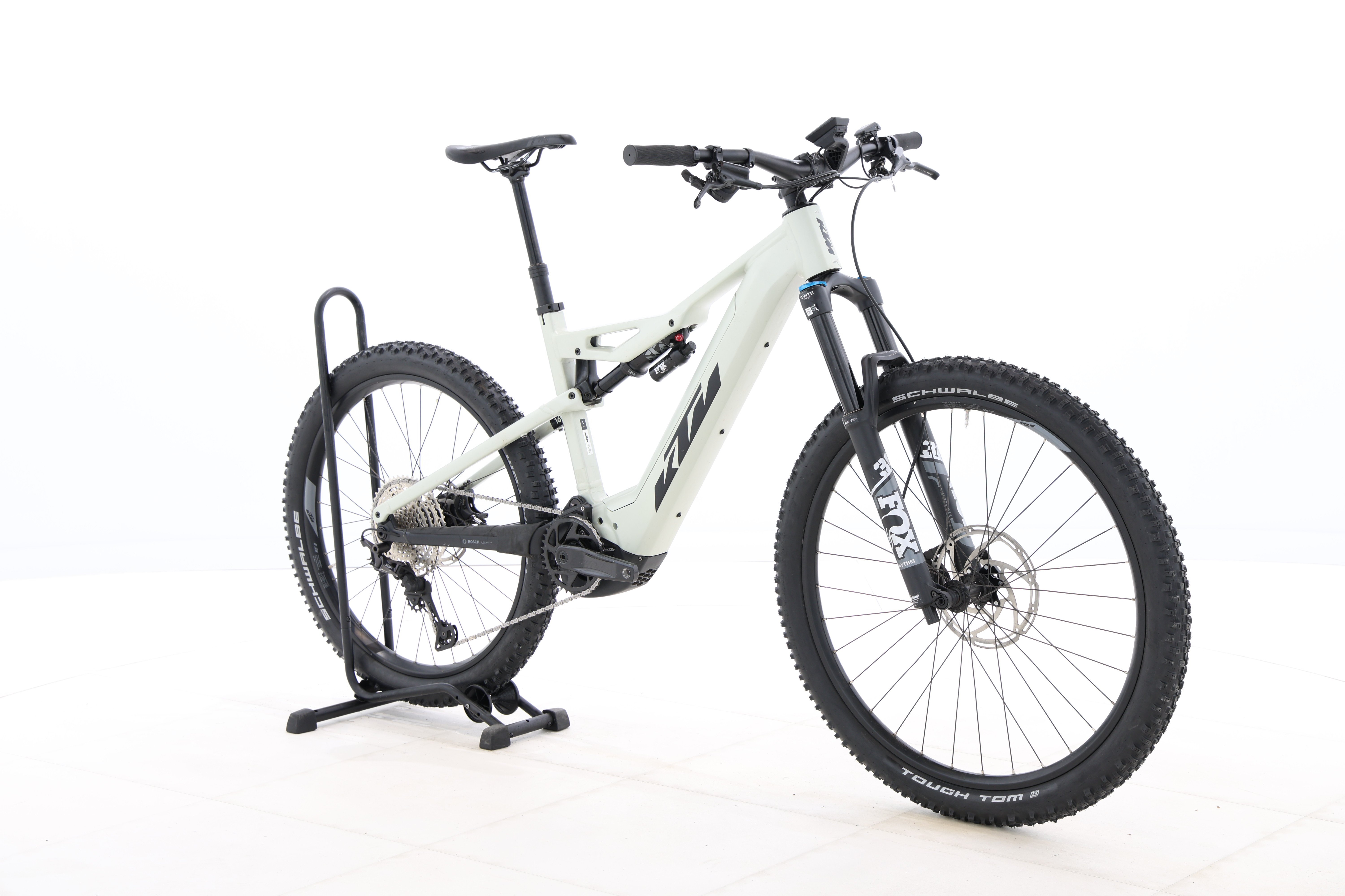 8f04efff-050c-4f71-ae96-8973756a0d4d