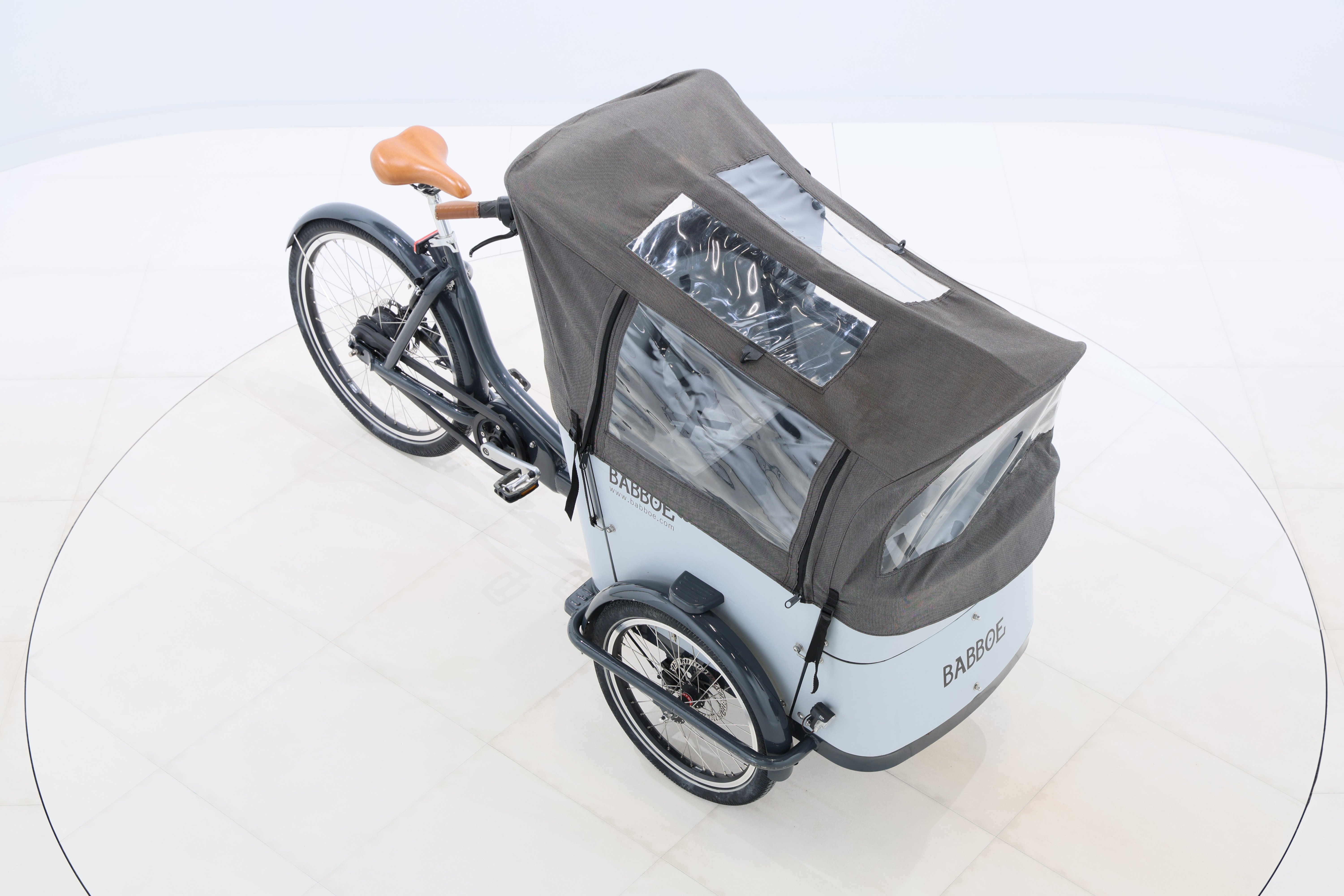 42b61a6c-b734-453e-ae4d-40cf7a4a3ad1