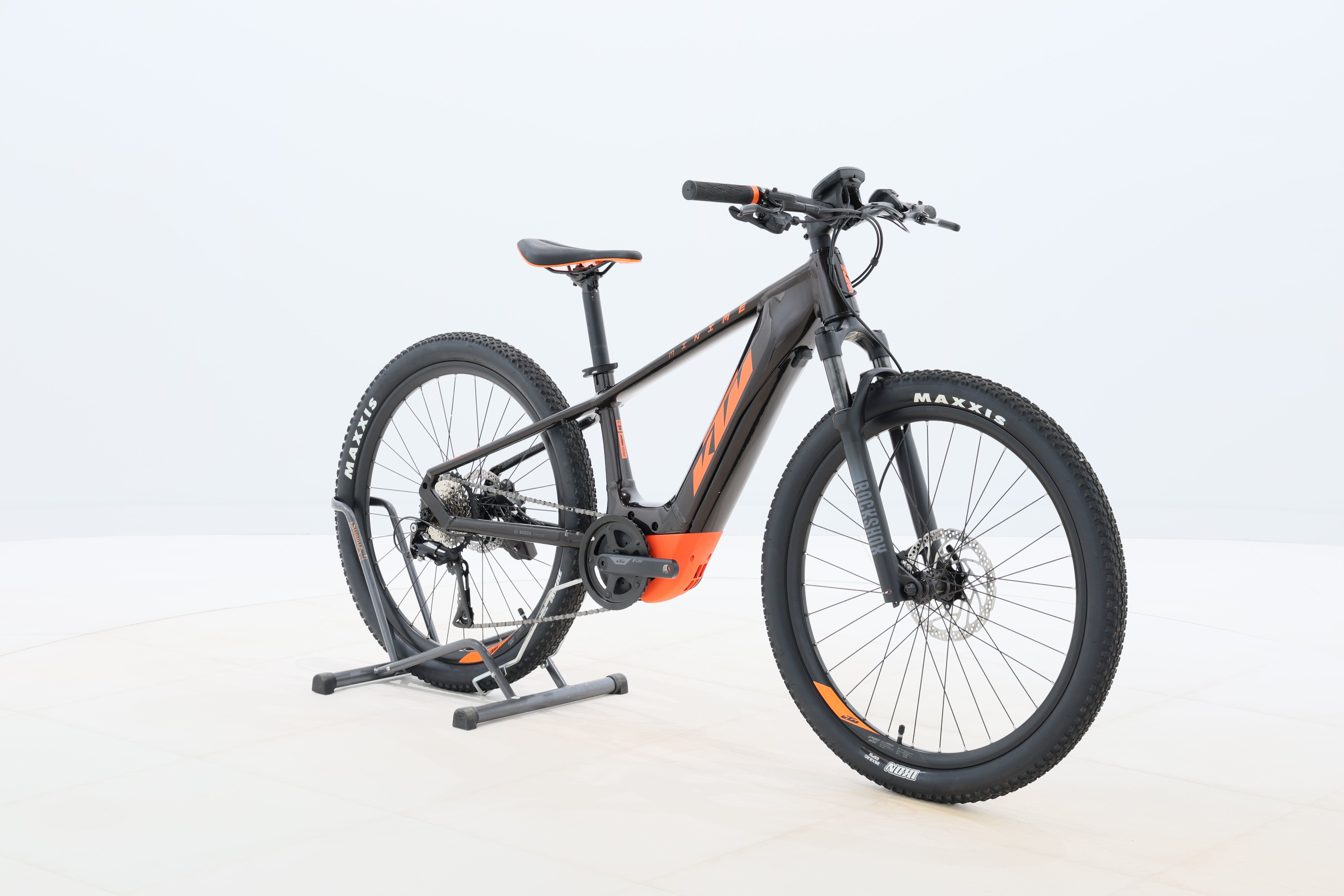 cbfc78a3-e5ad-4c84-829e-230c2280ccf0