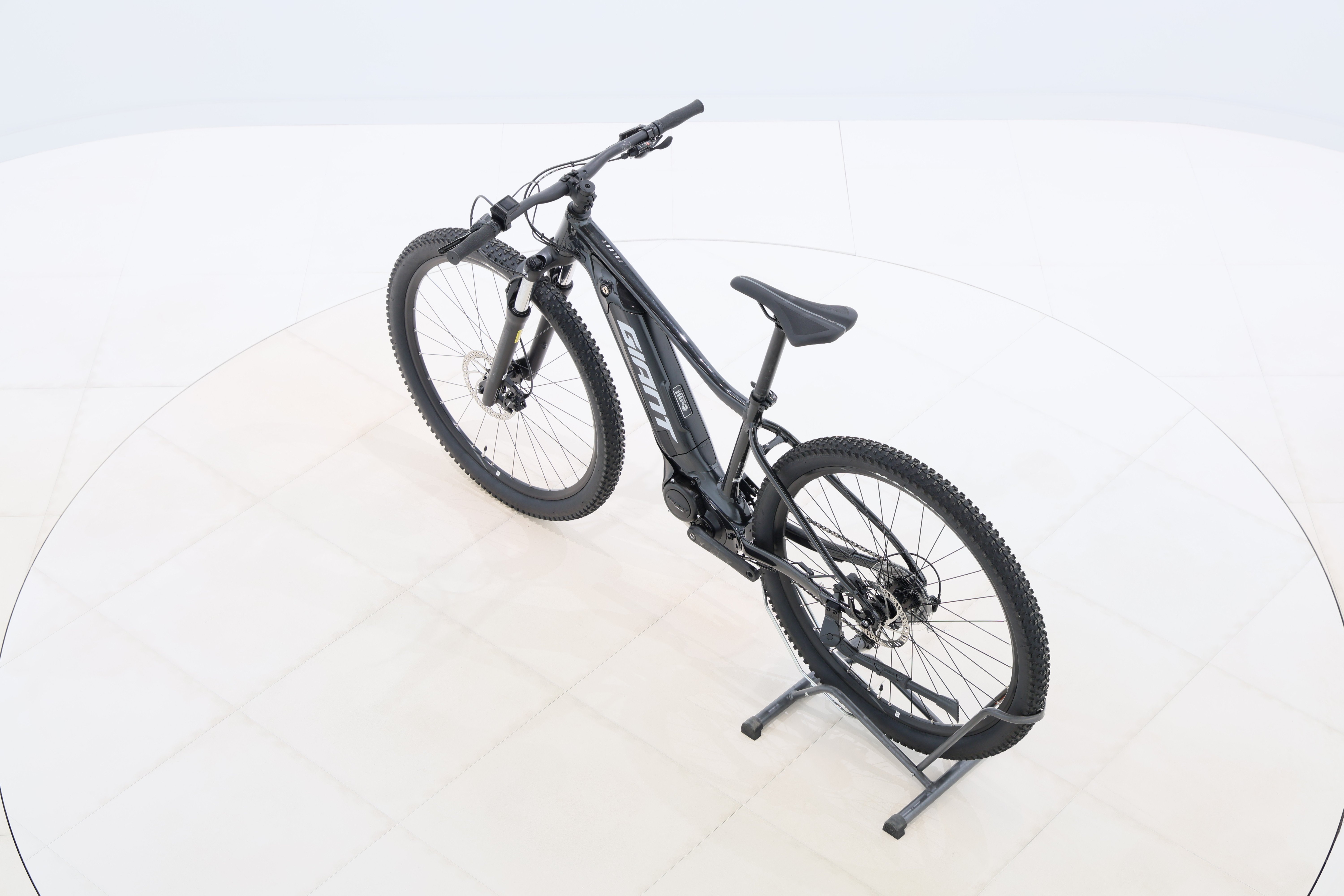 8ca51f0c-3adb-488b-af13-ffd866a5c5bc