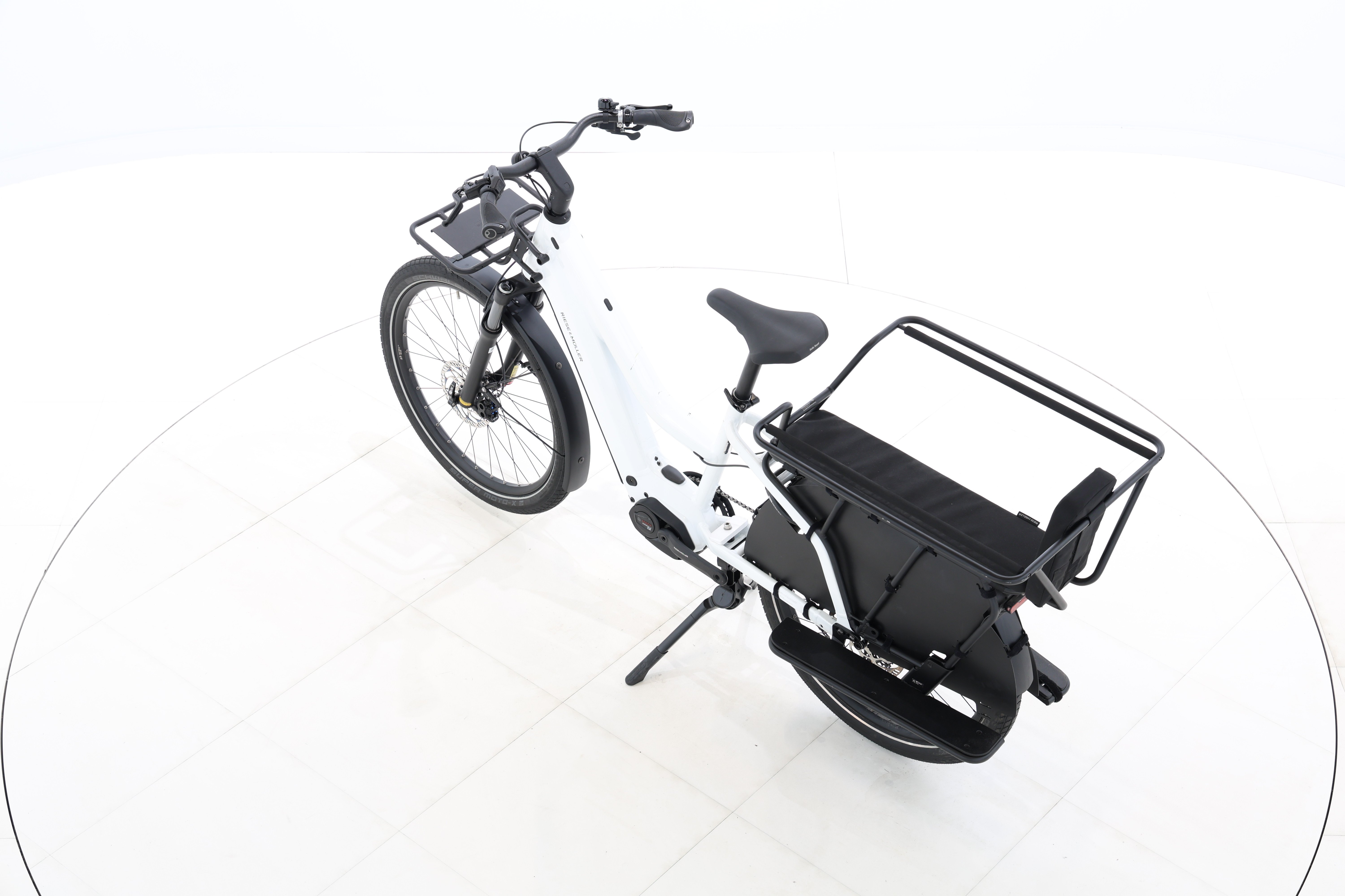 3edd84ea-3c6b-425d-83c2-ece7a79d2fa4