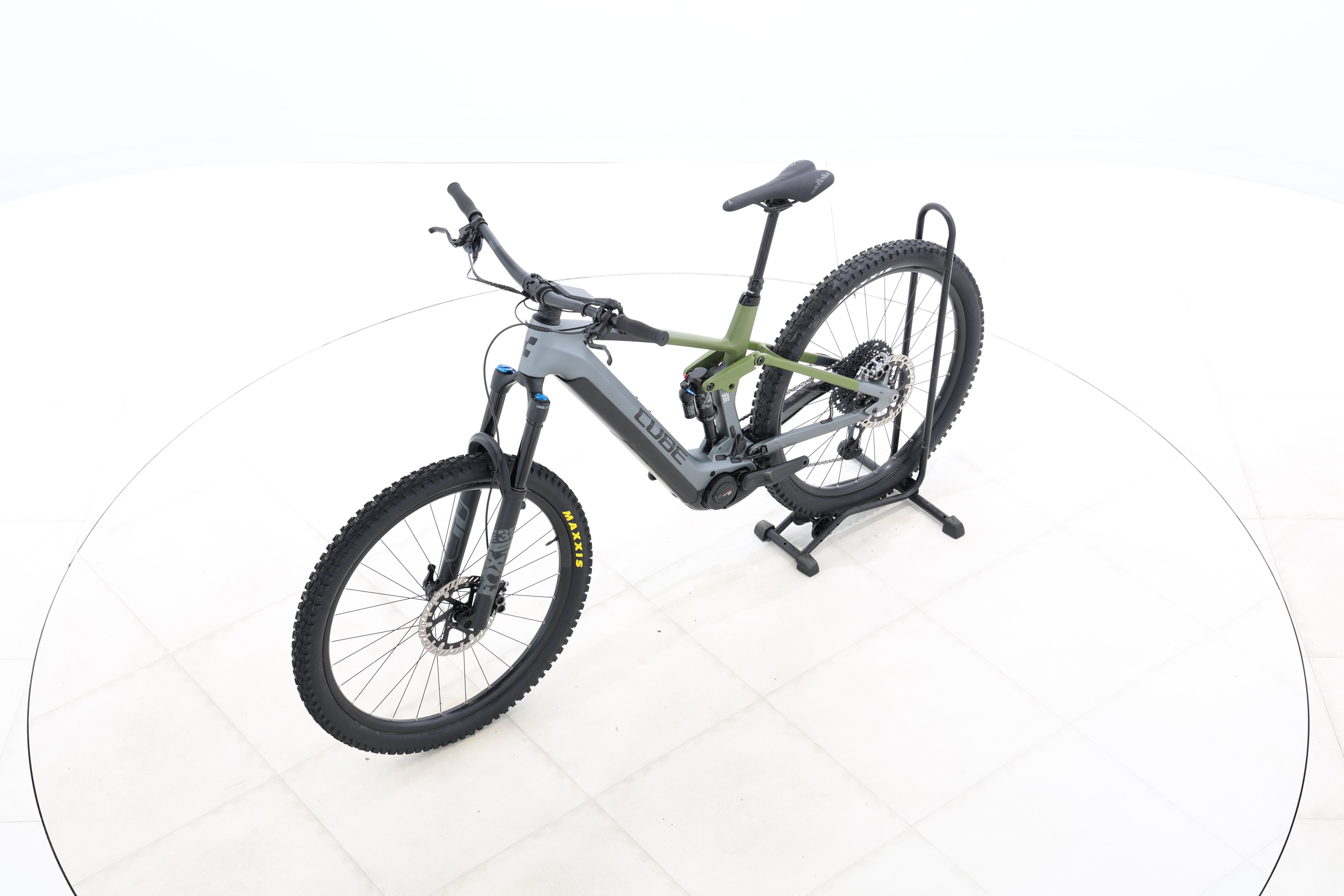 d60b70bf-56ff-417c-a088-3334ba9b6716