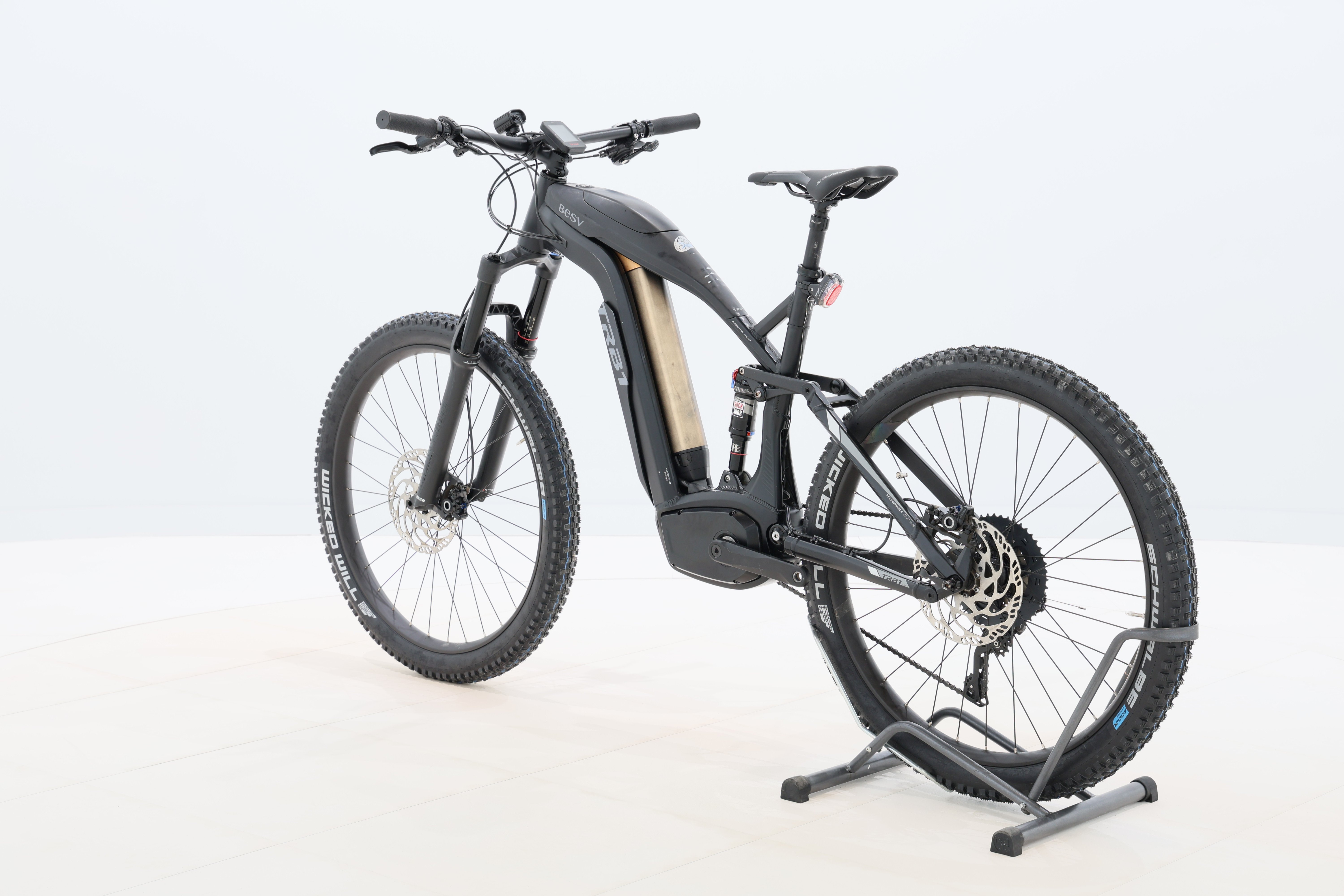 c4def468-fb23-40b1-93e9-434f9015bc37