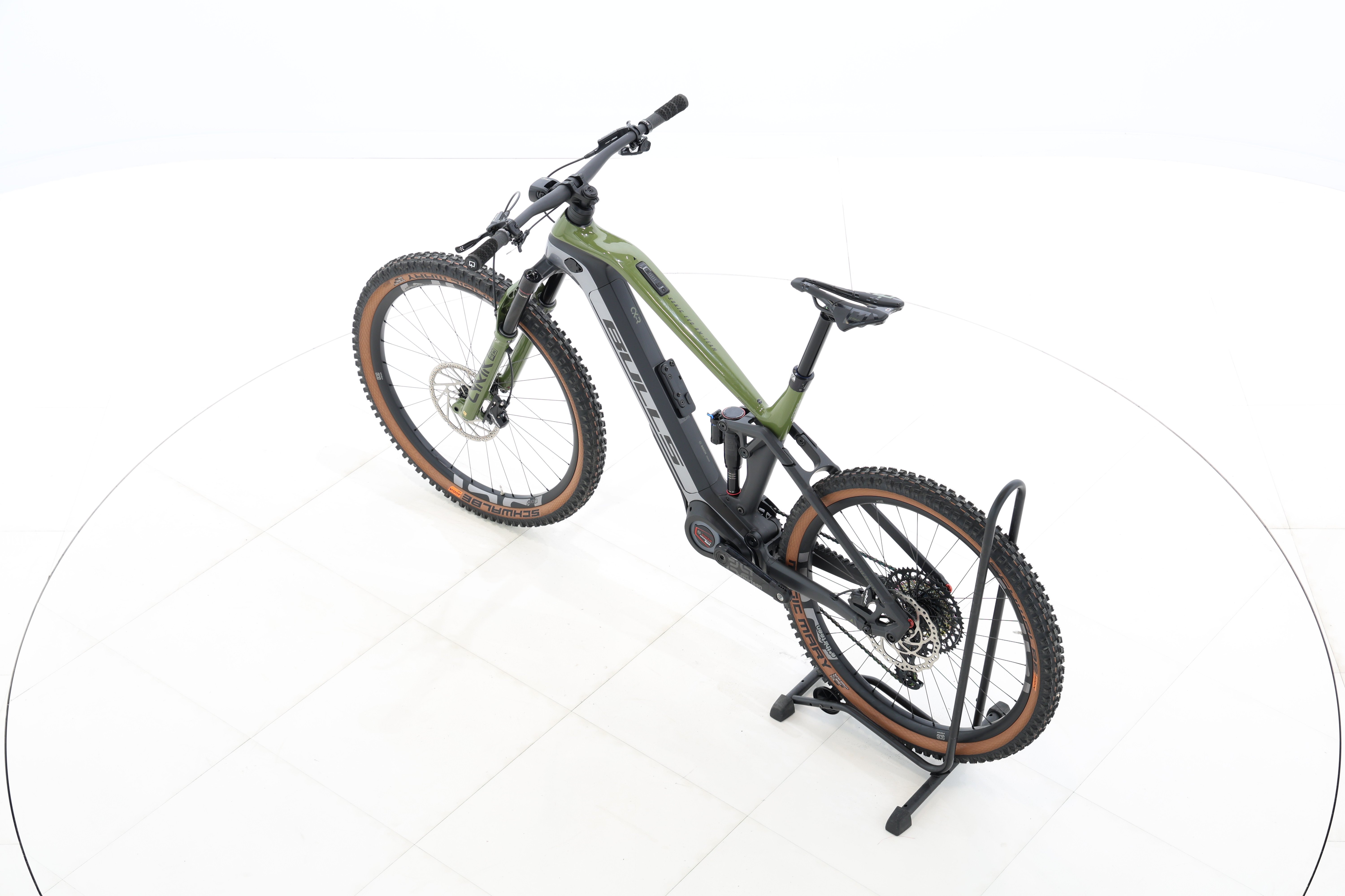 cf885377-3bdb-4635-b5a9-94667b3f3193