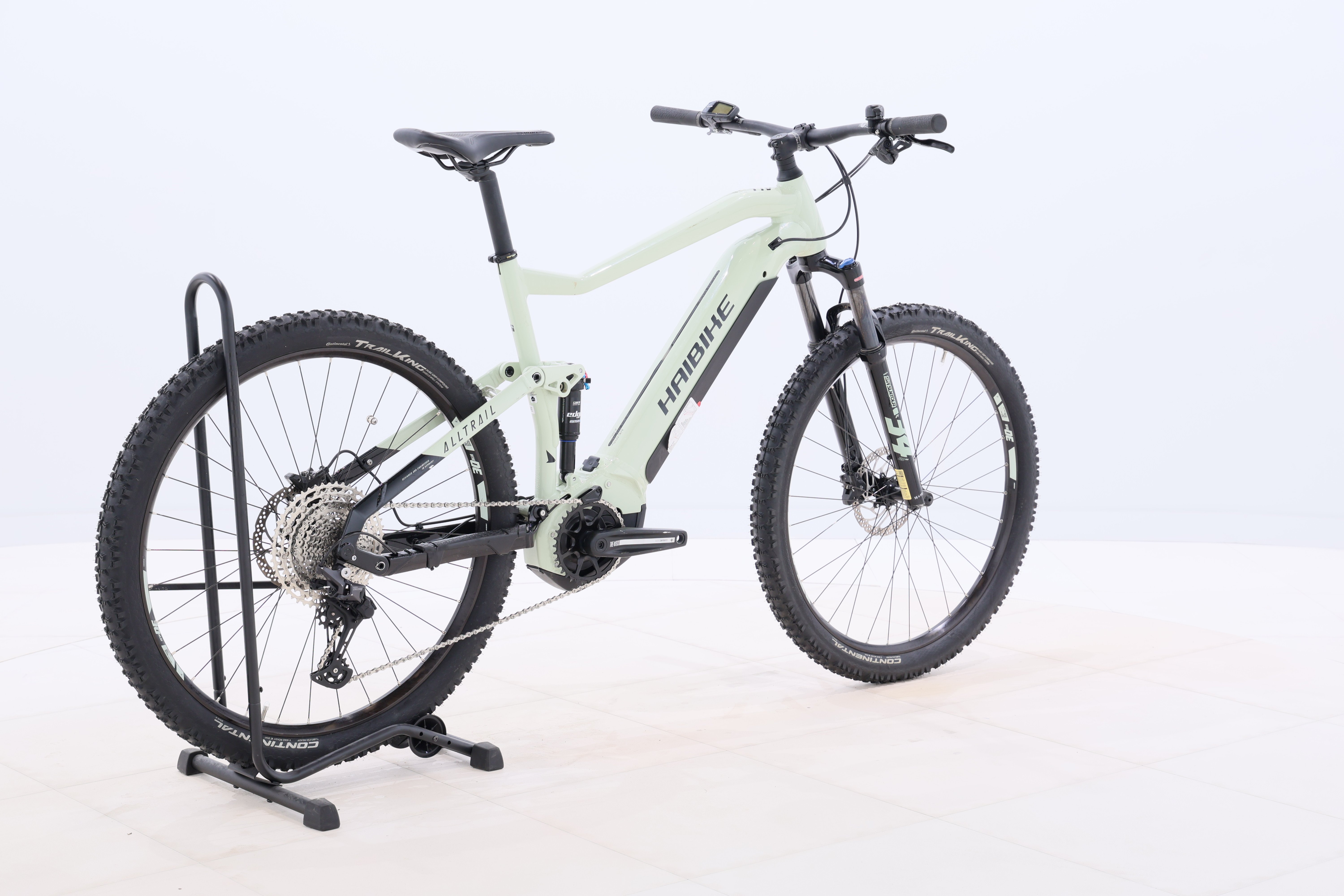 fb672a2c-a89e-49b5-a3c4-ce83d1c8a389