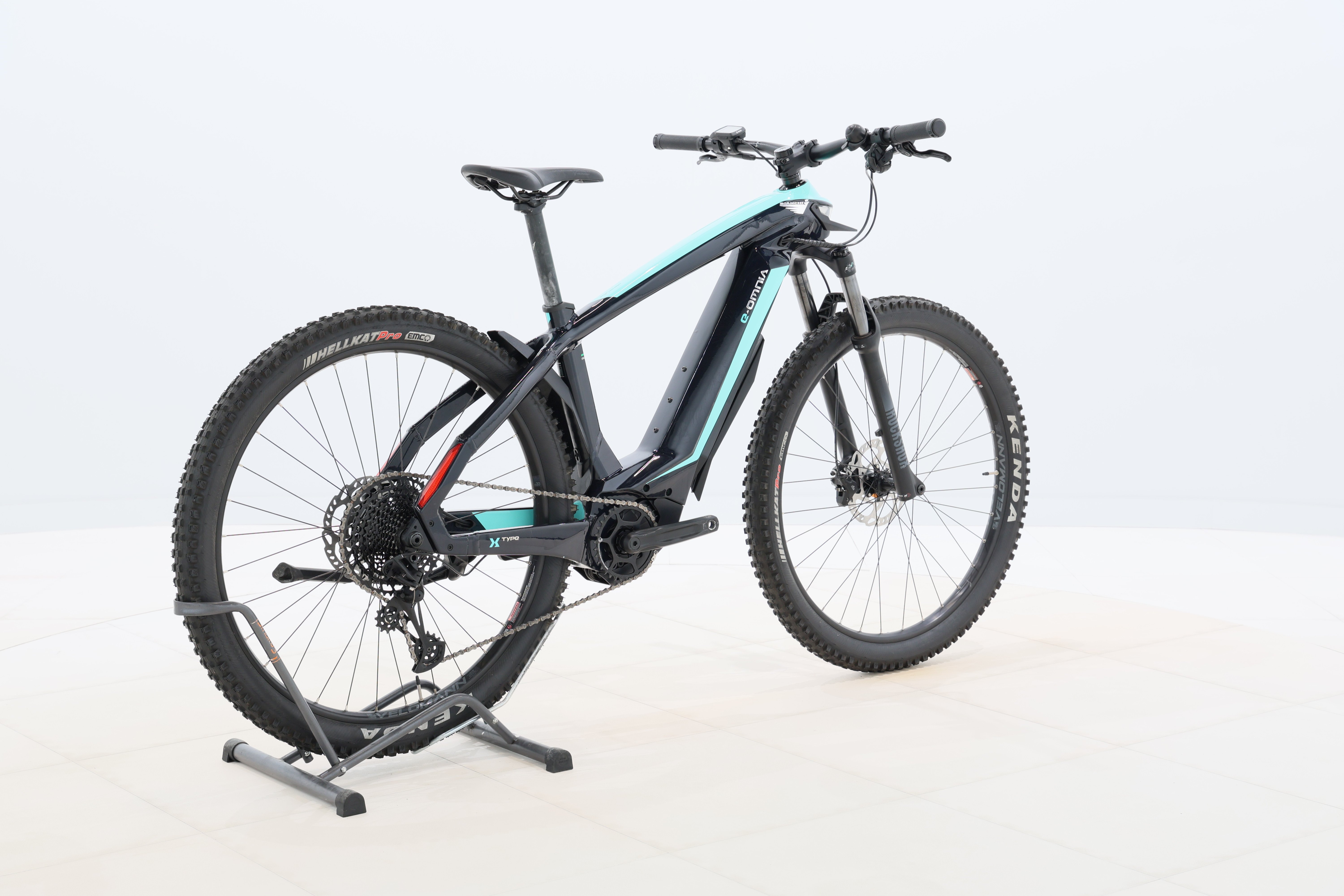 ec1372a4-cdd5-4b36-91f5-92b0e84f29cf