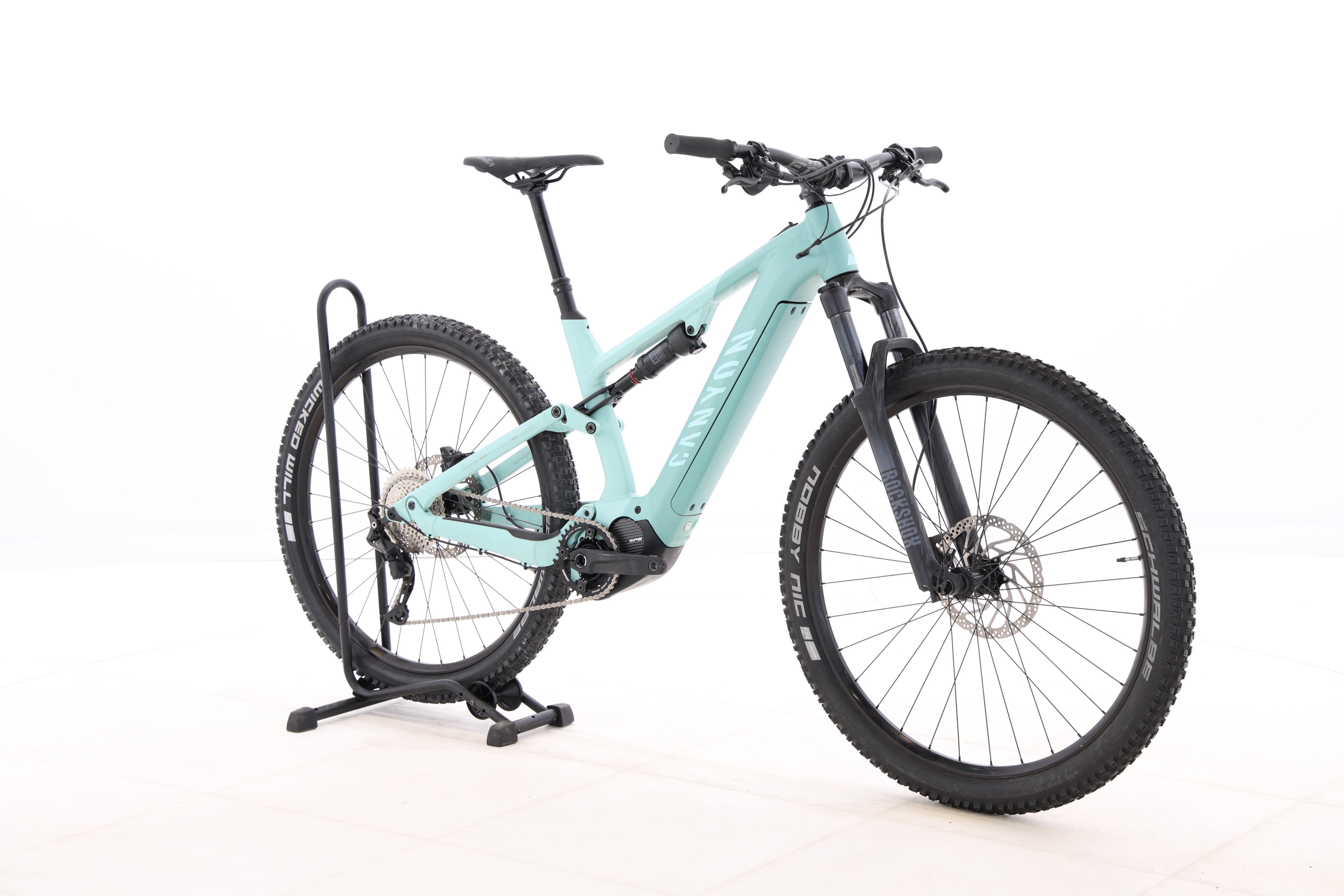 828a0d3c-69dd-4439-b3f6-64ef689c4f70