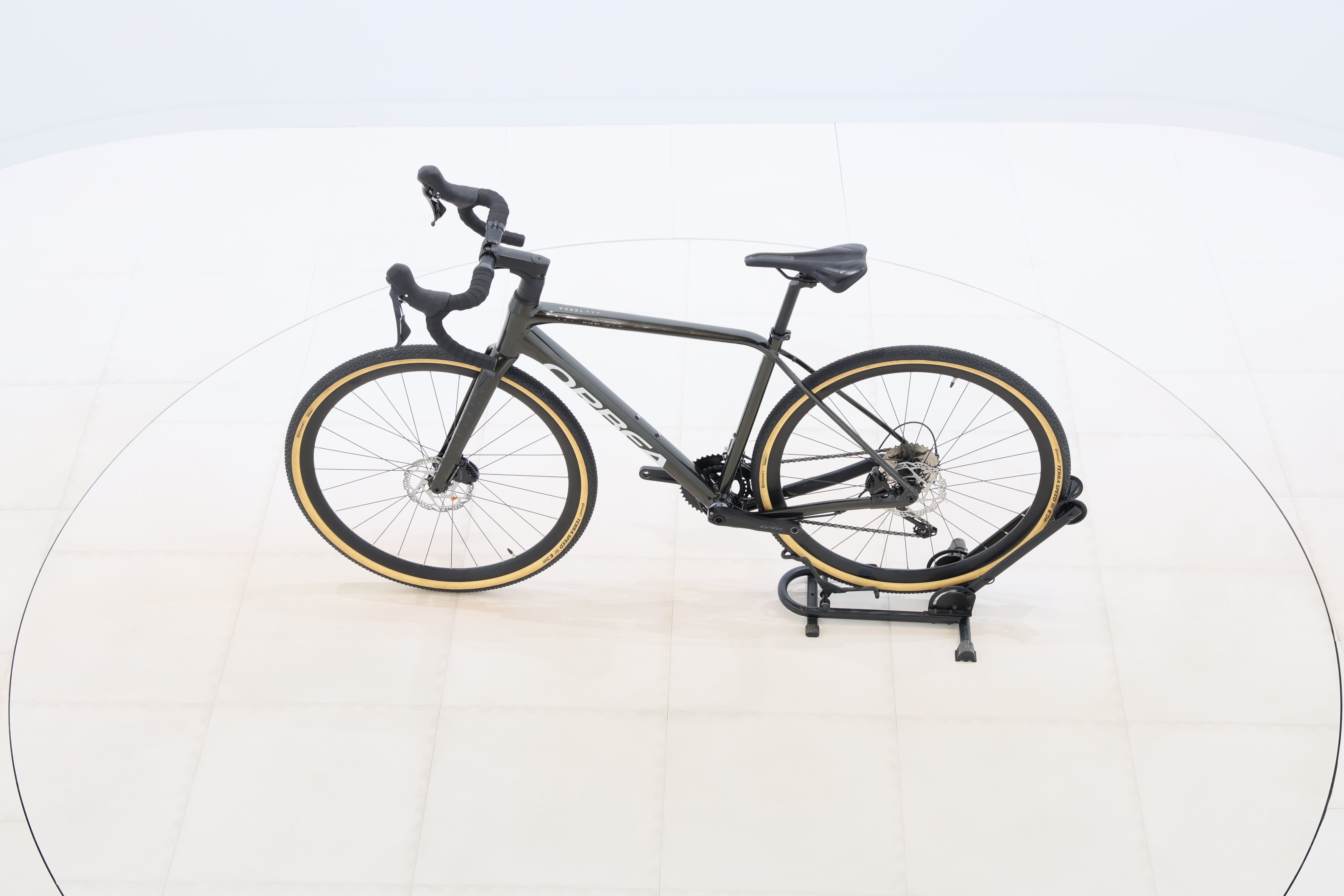 12b278f2-44f7-448c-a87d-737e19f70606