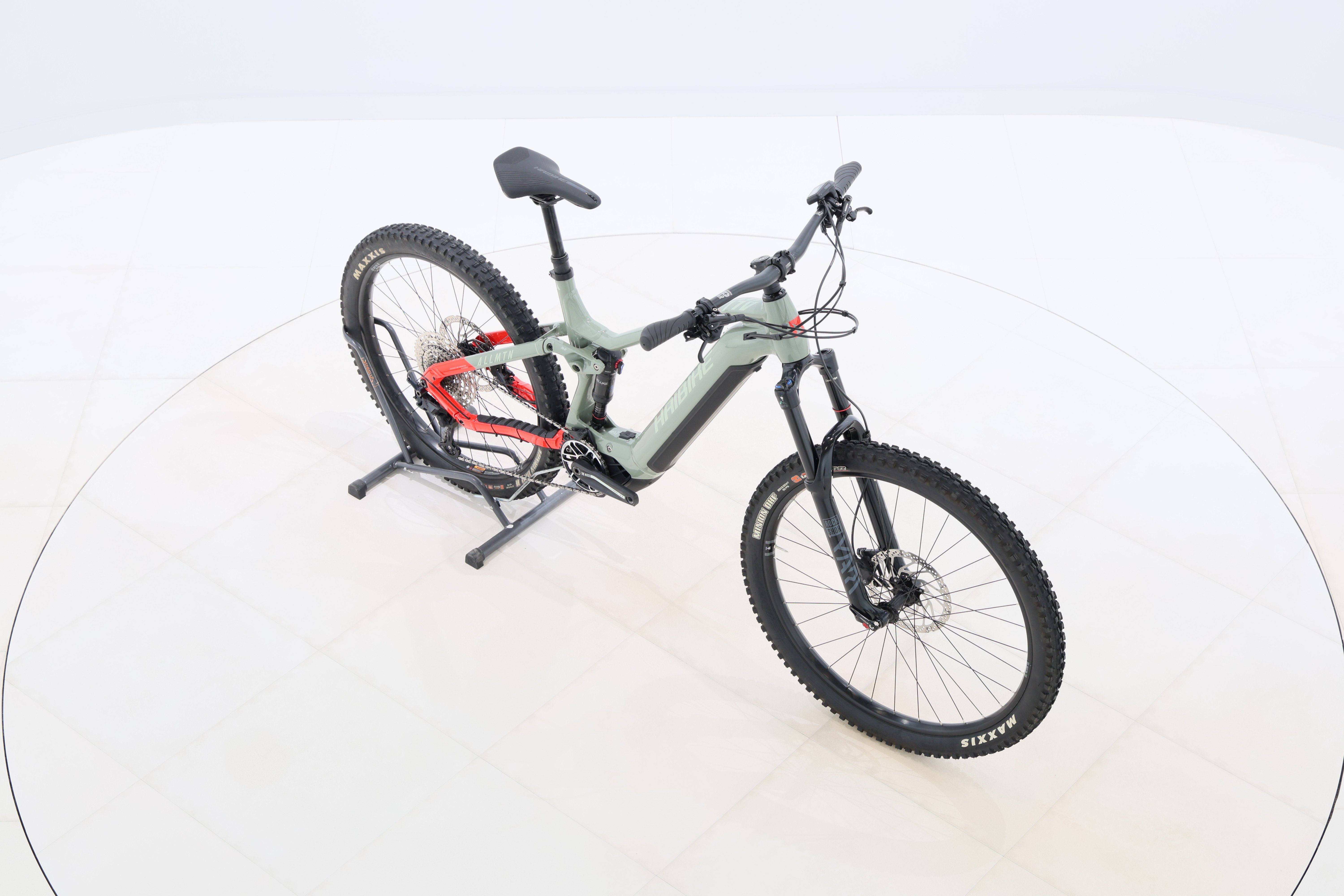 48d6b830-f8ea-4297-9f81-48365b781f78