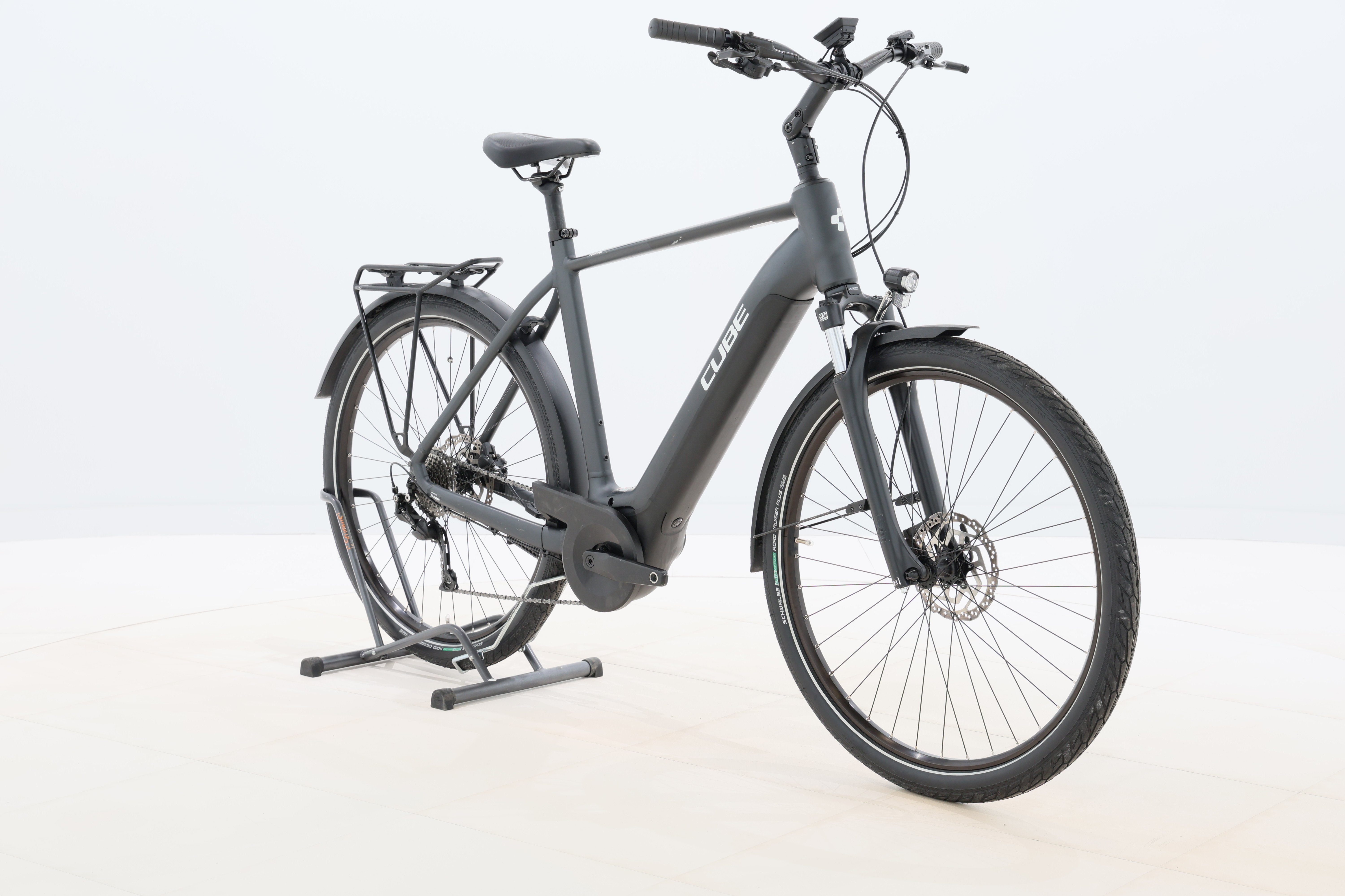 c33f692e-fc07-47a7-9585-4878791967f2